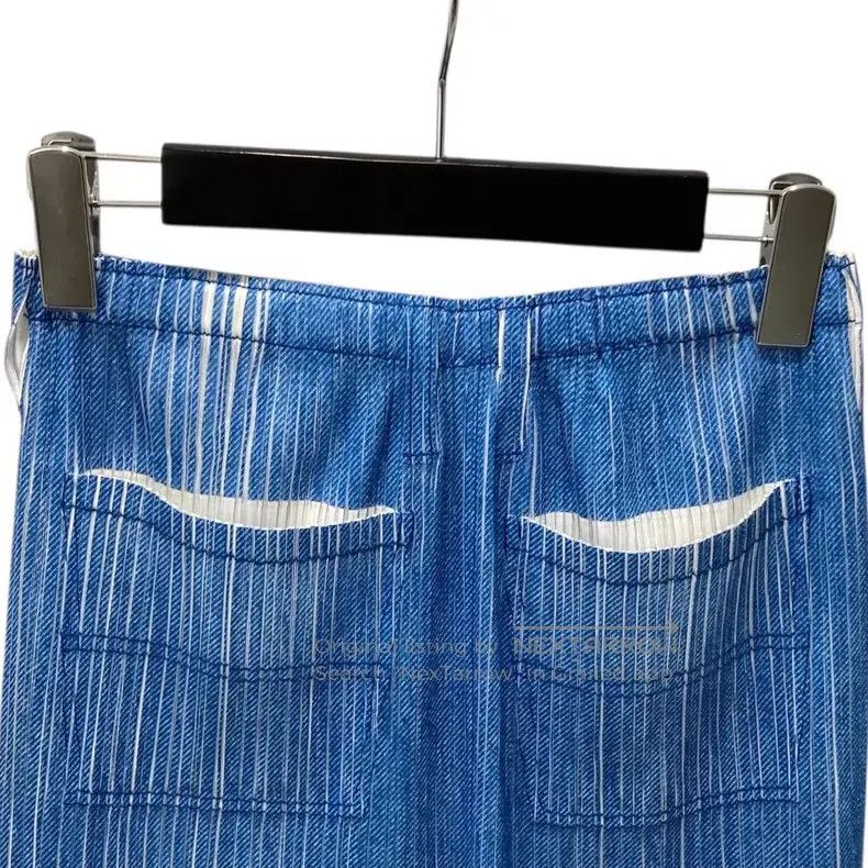 Issey Miyake Issey Miyake SIZE:3 Denim Pleated Skirt Size 31" - 4 Thumbnail