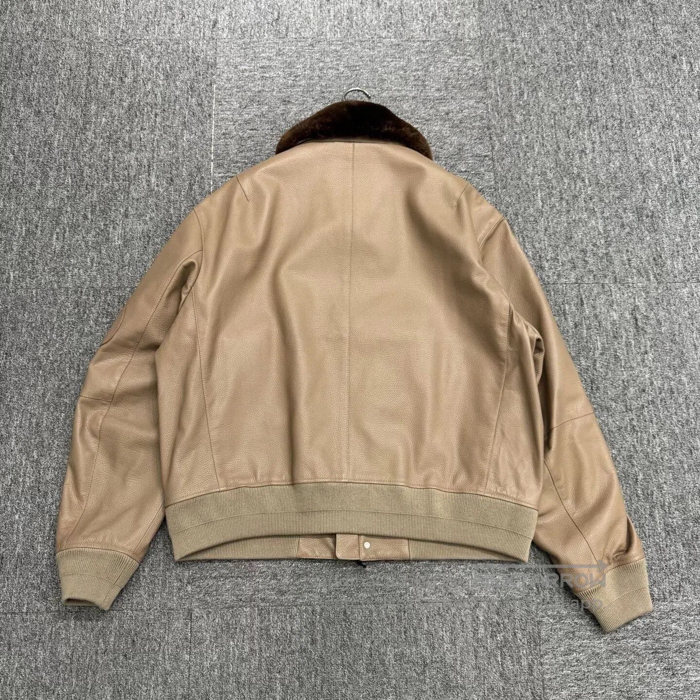 Dior beige shearling collar jacket from Dior. Size US XXL / EU 58 / 5 - 2 Thumbnail