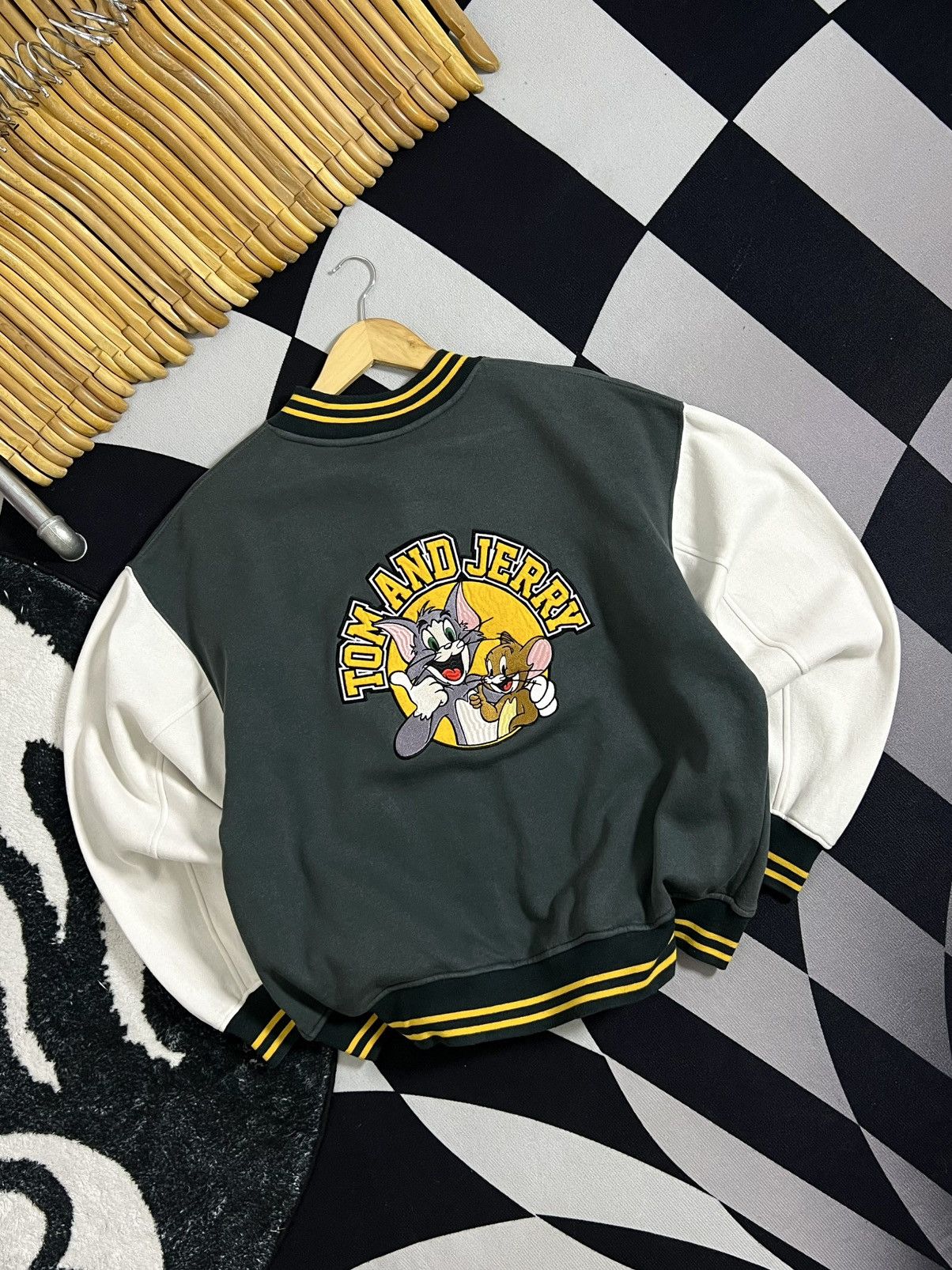 Other SEQUENCE by B ONE SOUL X TOM & JERRY BACK HIT VARSITY Size US XL / EU 56 / 4 - 3 Thumbnail