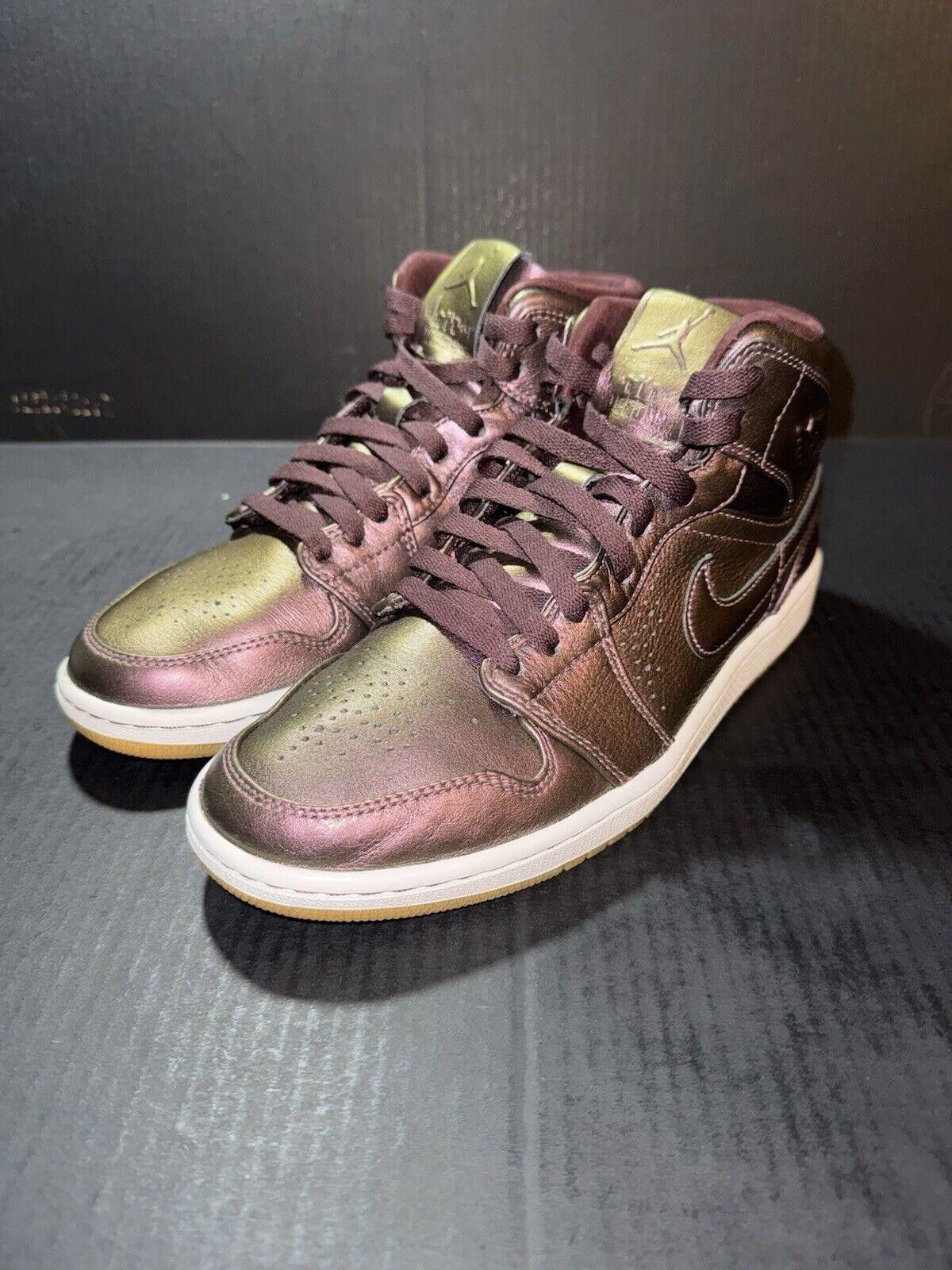 Jordan Brand Nike Air Jordan 1 Retro Mid Nouveau Burgundy 629151-605 Sz 9 Size US 9 / EU 42 - 4 Thumbnail