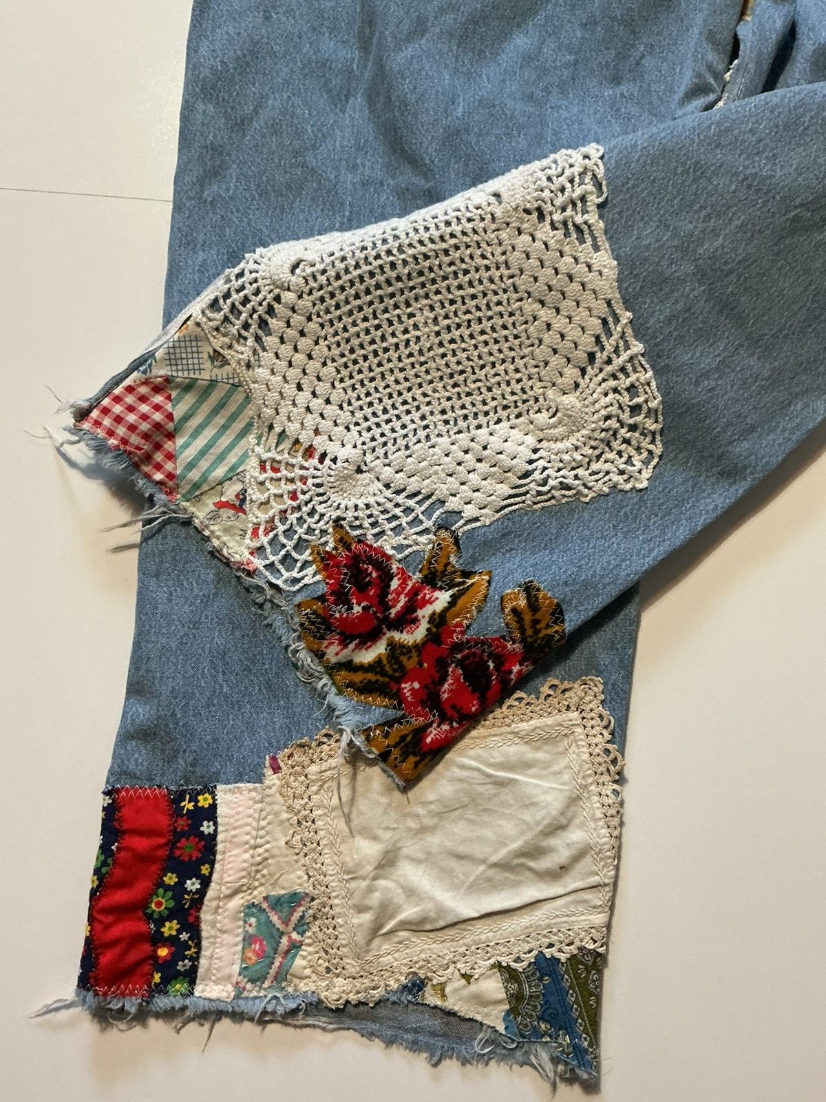 Vintage VTG Peace & Love Patchwork Assemblage Denim Jean Overalls Size US 40 / EU 56 - 6 Thumbnail