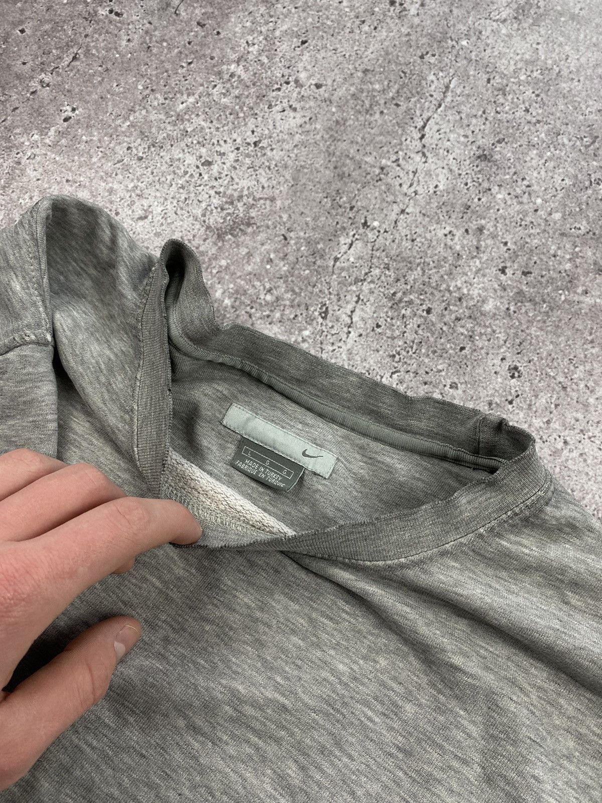 Nike × Vintage Vintage Nike Y2K baggy distressed boxy sweatshirt light grey Size US L / EU 52-54 / 3 - 10 Thumbnail