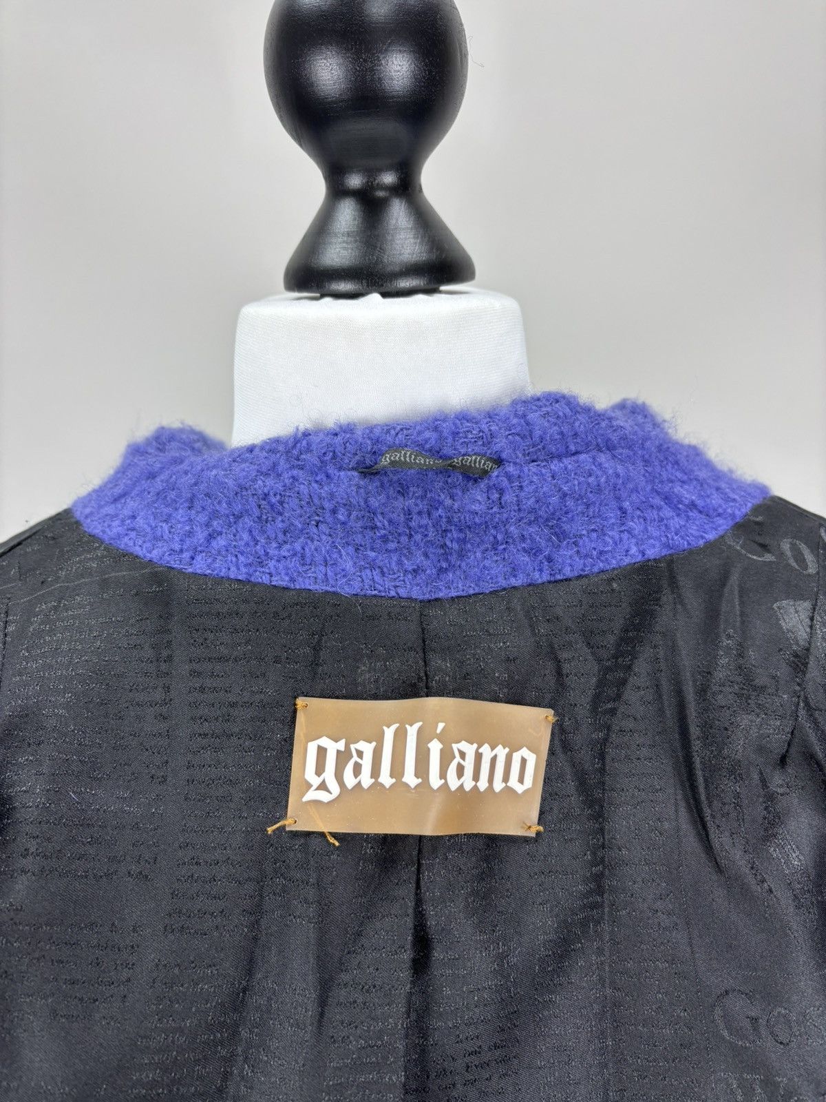 John Galliano Womens blazer John Galliano Size M Color Purple Size M / US 6-8 / IT 42-44 - 12 Thumbnail