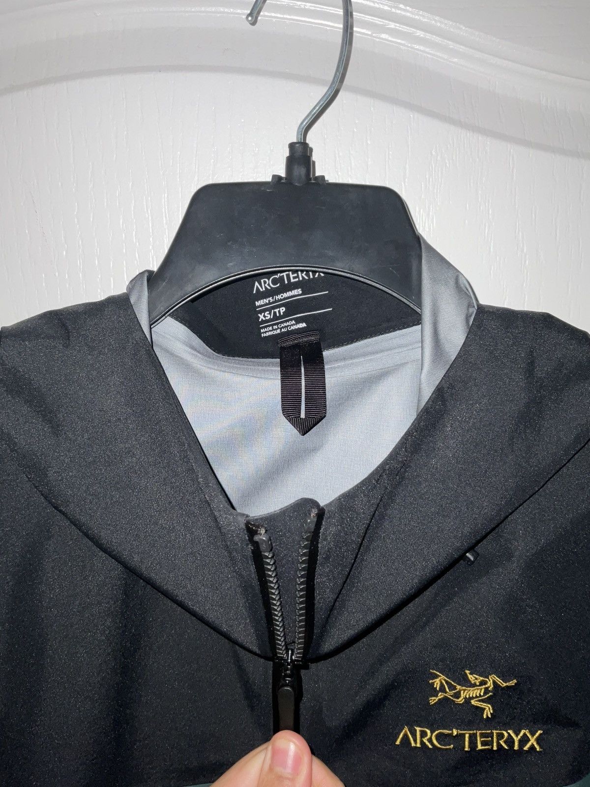 Arc'teryx Arc’teryx Dark Magic Alpha SV Jacket Size US XS / EU 42 / 0 - 3 Thumbnail