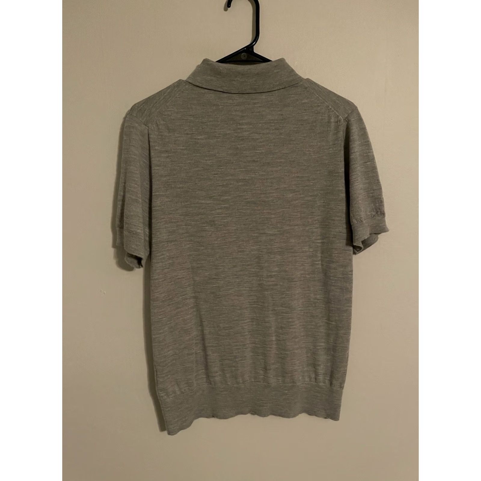 Vince Vince Featherweight Merino Wool-Cashmere Polo Sweater Shirt S/S - Men's Small Shirt Mens Small Gray Wool Merino Polo Pullover 90% Merino 10% Cashmere Size US S / EU 44-46 / 1 - 3 Thumbnail