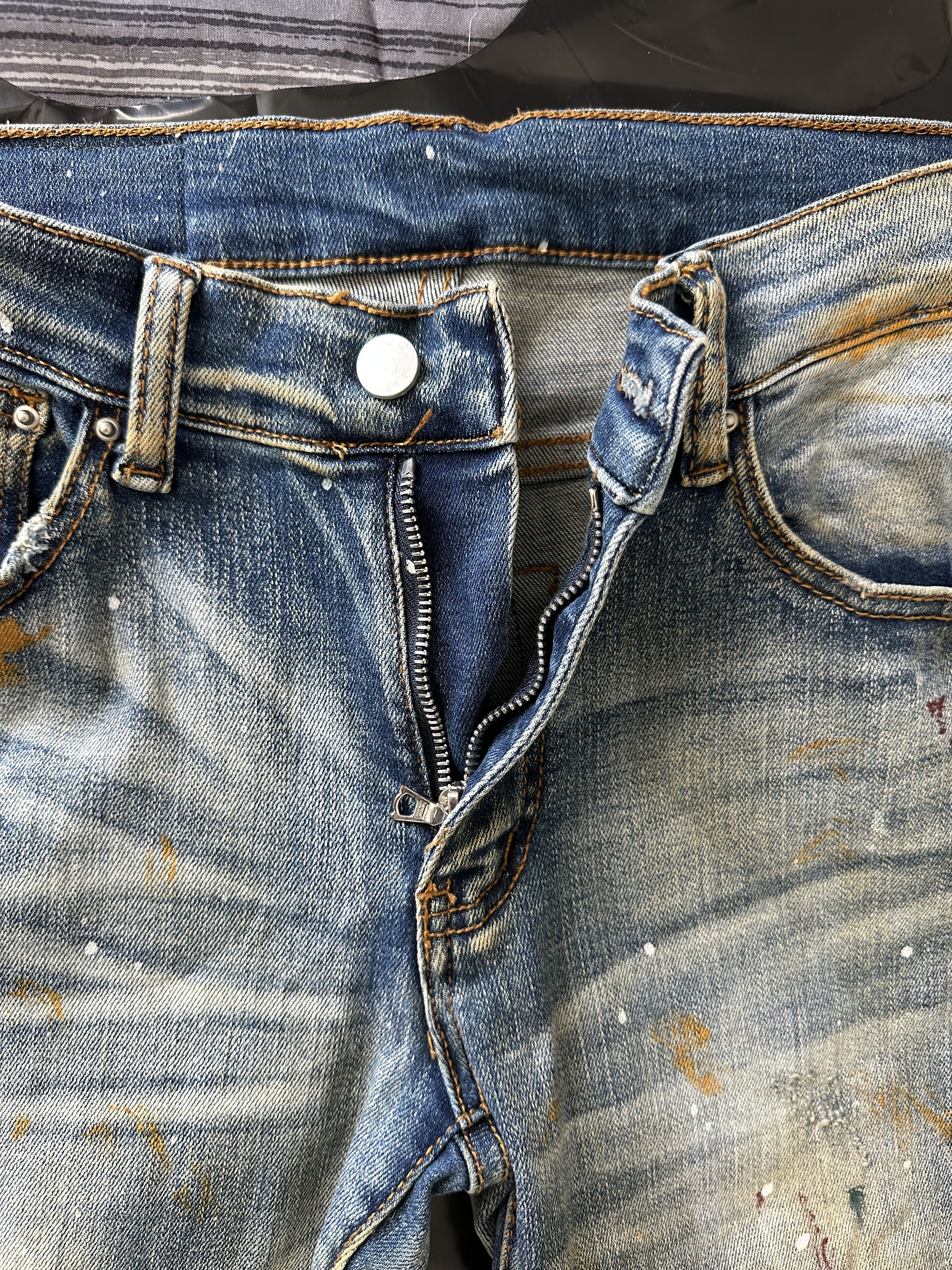 mnml size 28 distressed paint splatter skinny jeans