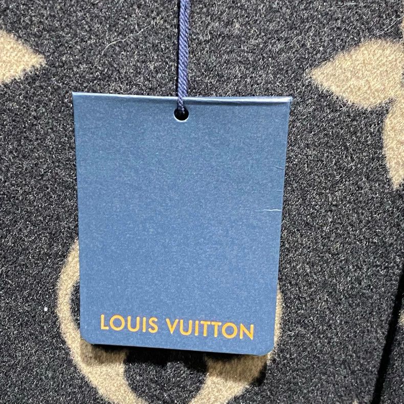 Louis Vuitton Louis Vuitton Dark milk tea big old flower full print coat Size XS / US 0-2 / IT 36-38 - 7 Thumbnail