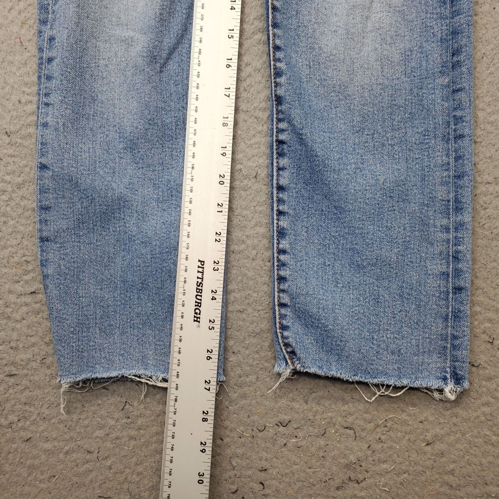 Levi's Levi's Jeans Womens Blue Wedgie Straight Distressed Button Fly Frayed Hem Size 26x28 Size 26" / US 2 / IT 38 - 4 Thumbnail