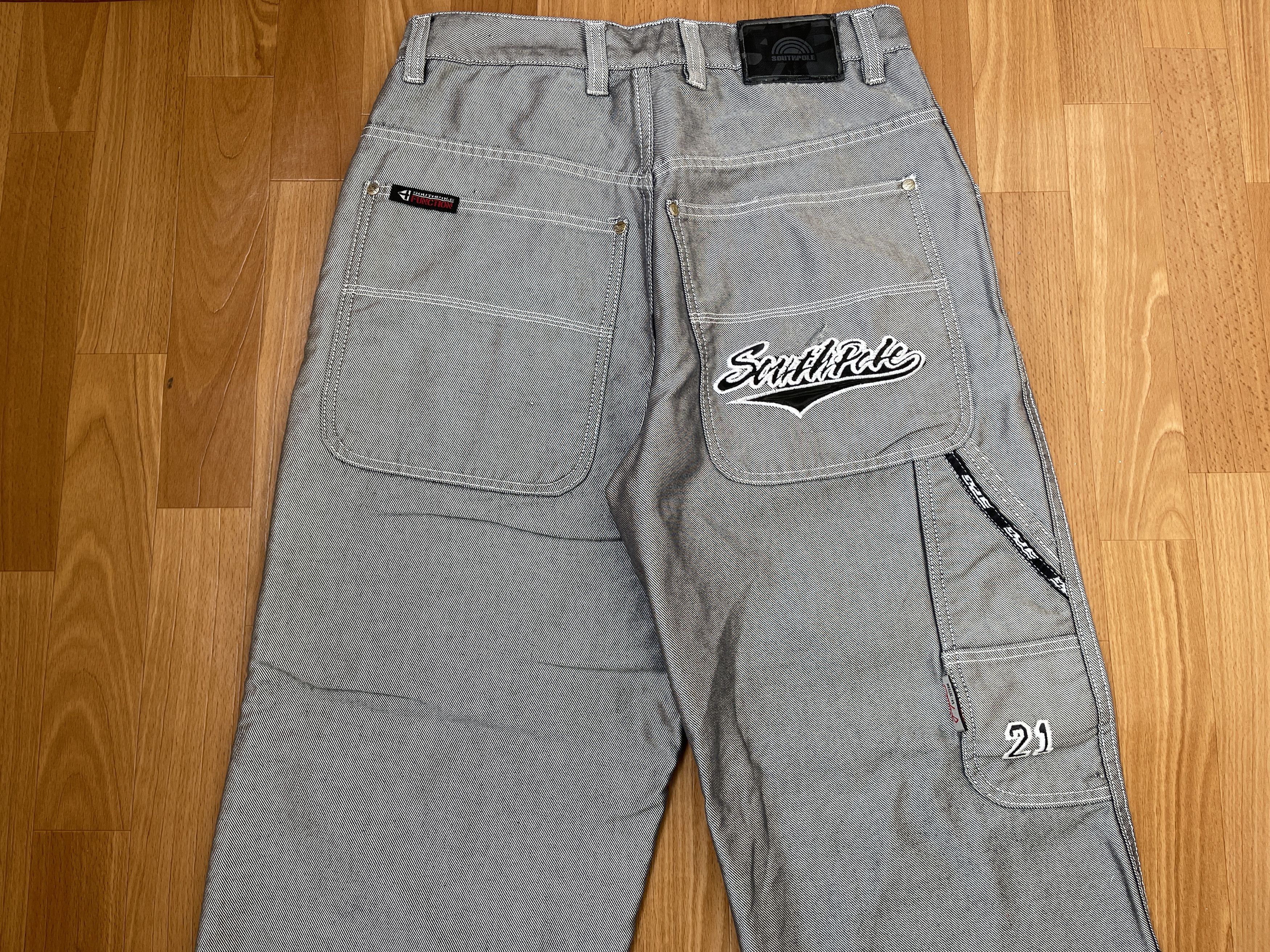 Southpole Southpole jeans, shiny gray silver vintage baggy, 90s Y2K 30 Size US 30 / EU 46 - 7 Thumbnail