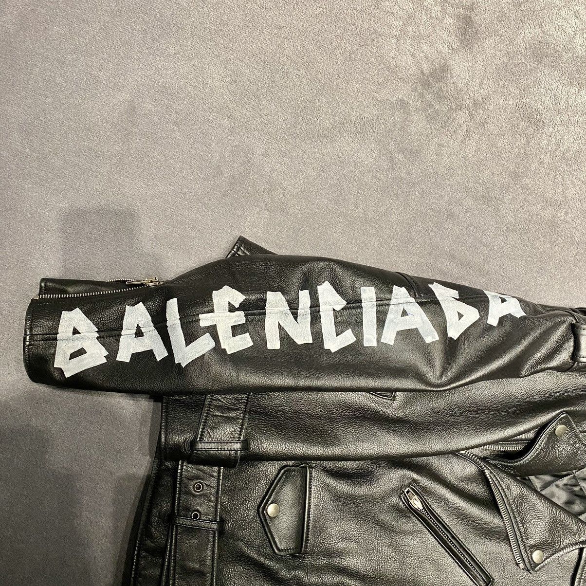 Balenciaga Balenciaga Painted Leather Biker Jacket Size US L / EU 52-54 / 3 - 11 Thumbnail