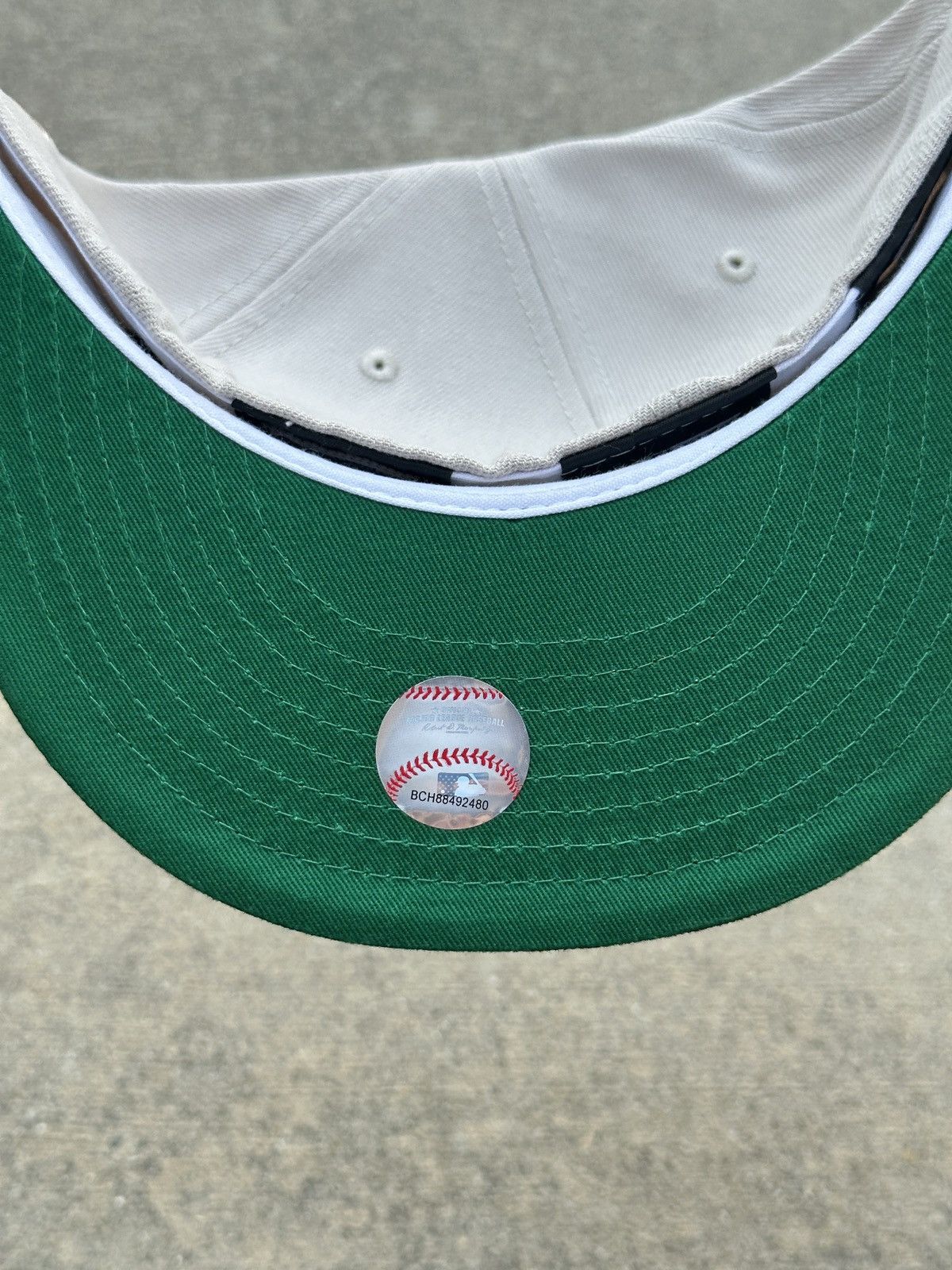 MLB × New Era Chicago White Sox Two Tone Fitted Hat 7 1/4 Size ONE SIZE - 3 Thumbnail