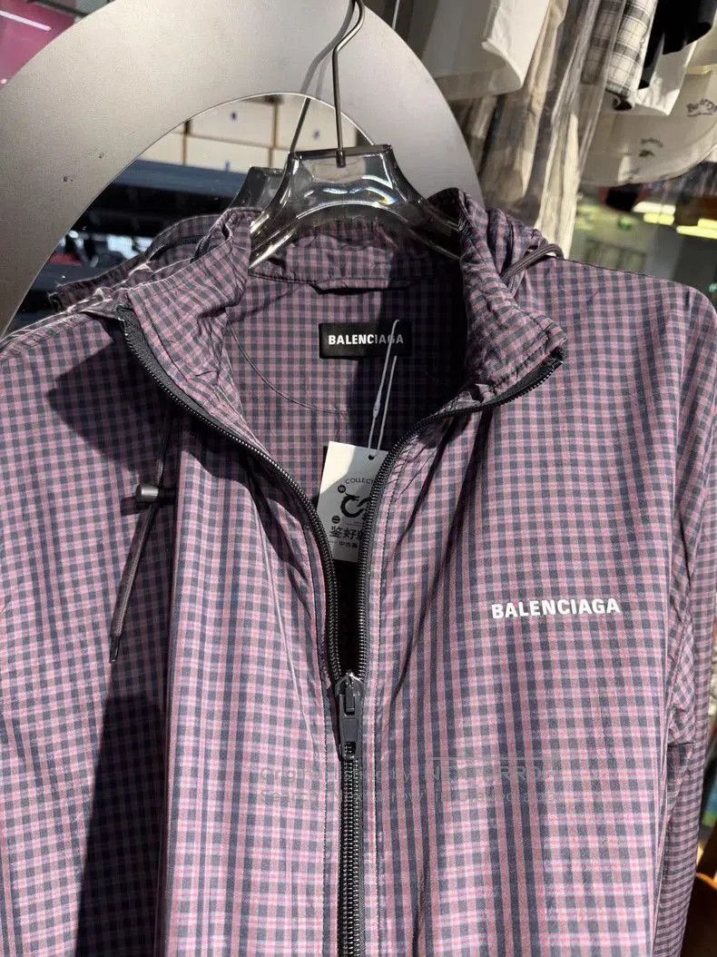 Balenciaga Balenciaga Purple Check Trench Coat. Size US S / EU 44-46 / 1 - 3 Thumbnail