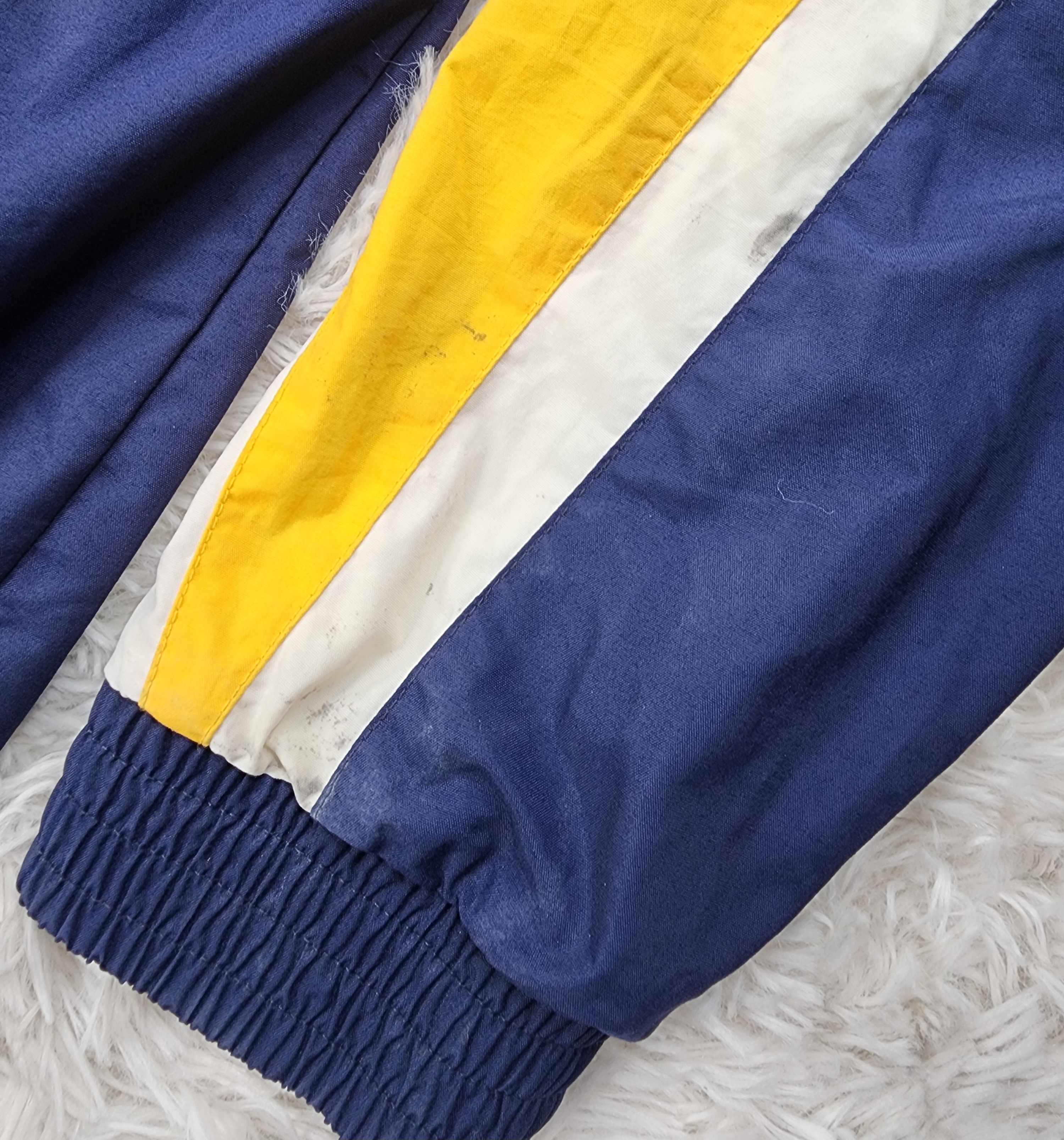 Champion Vintage Champion windbreaker jacket Navy/yellow Size US XL / EU 56 / 4 - 8 Thumbnail