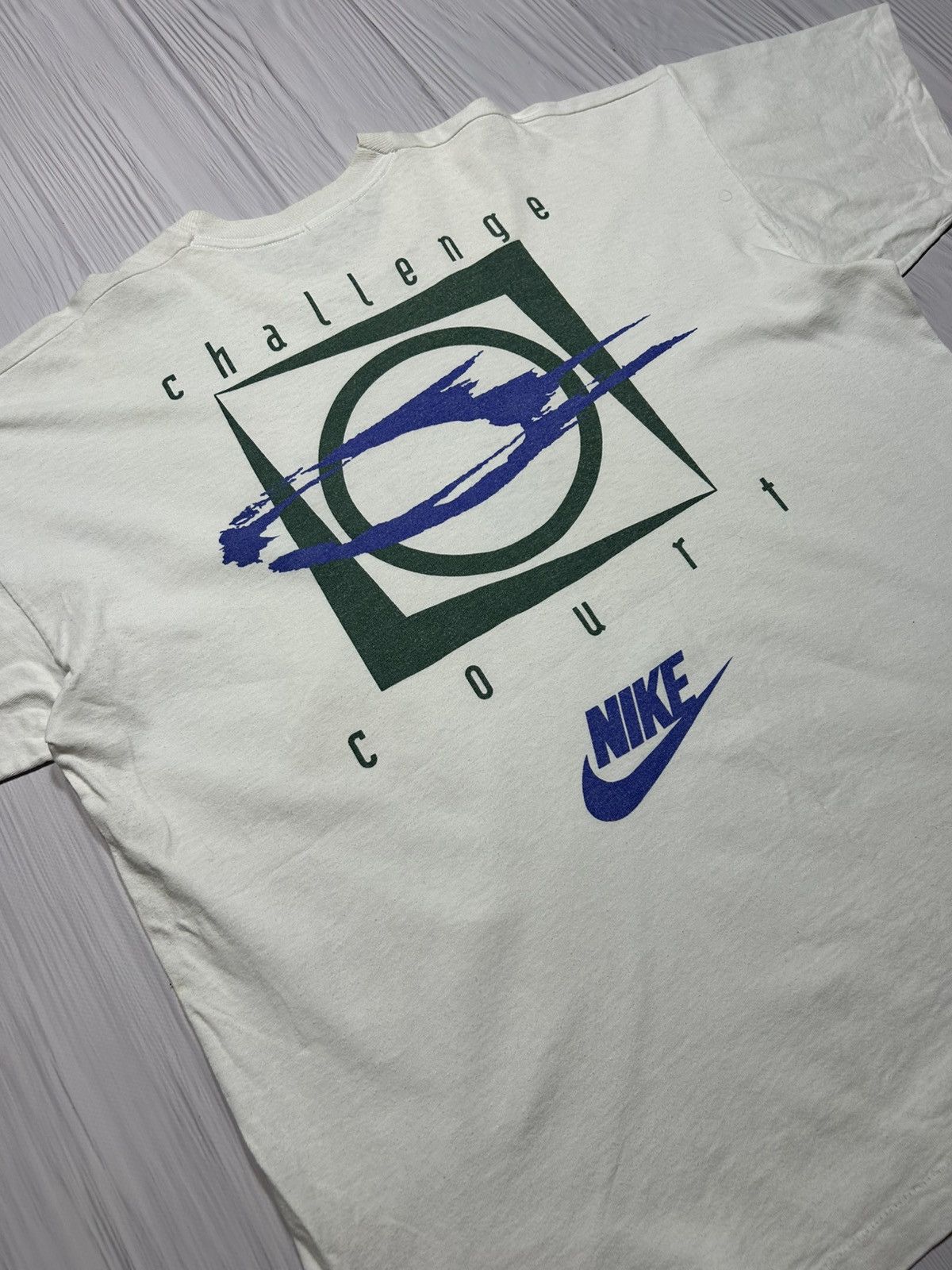 Nike Vintage Nike Challenge Court Big Graphic Logo Size XL Size US XL / EU 56 / 4 - 12 Thumbnail