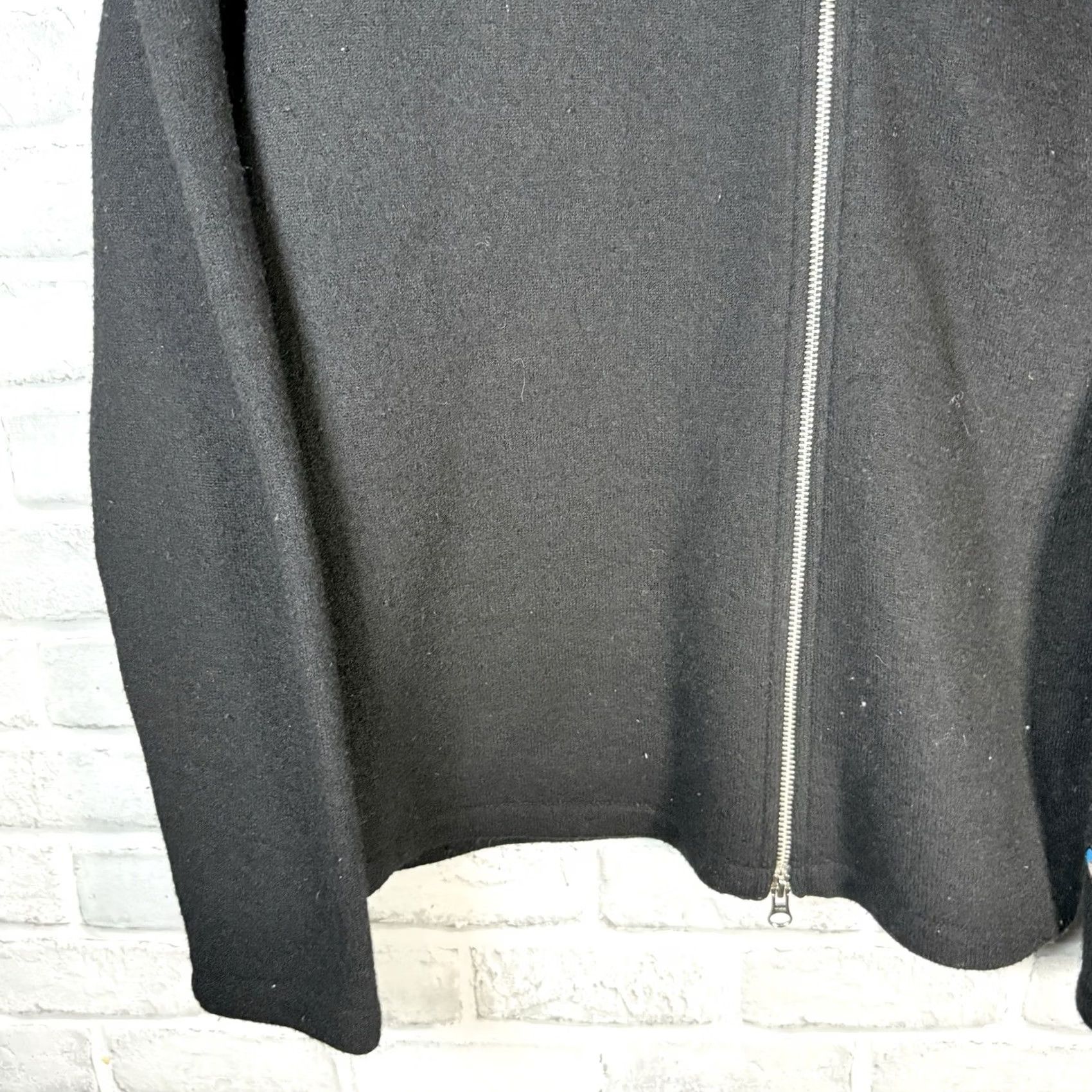 Vintage Kuhl Black Full Zip Sweater Womens Size L Size L / US 10 / IT 46 - 3 Thumbnail
