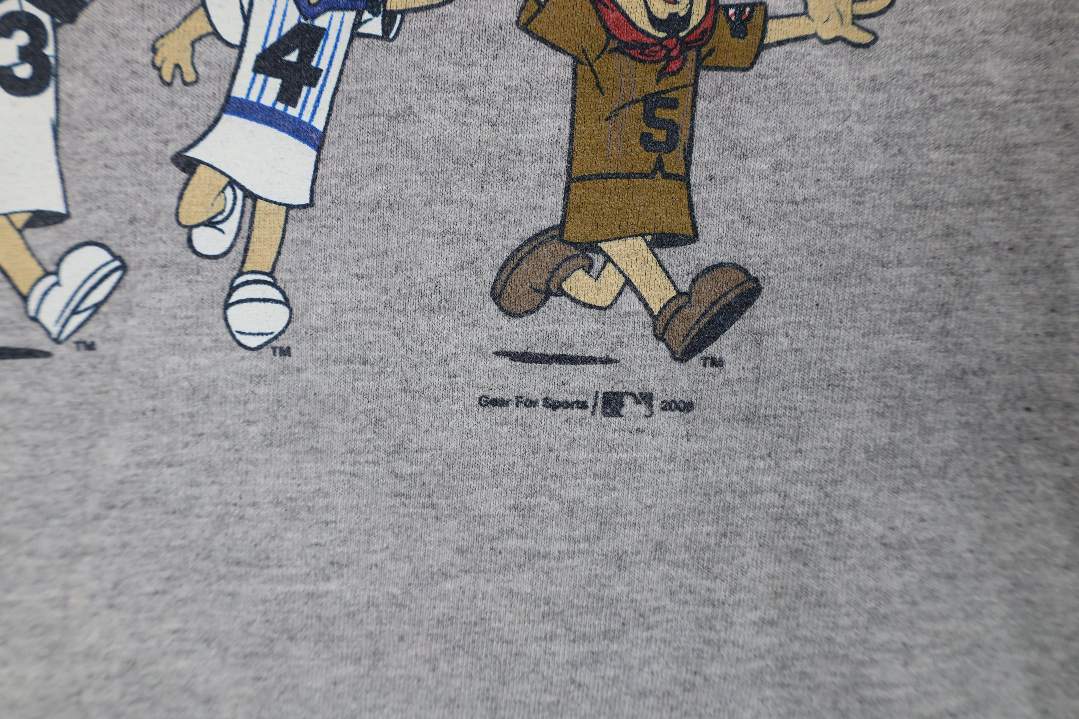 Vintage Vintage Y2K Brewers Baseball Sausage Race T-Shirt Gray Size US XXL / EU 58 / 5 - 5 Thumbnail
