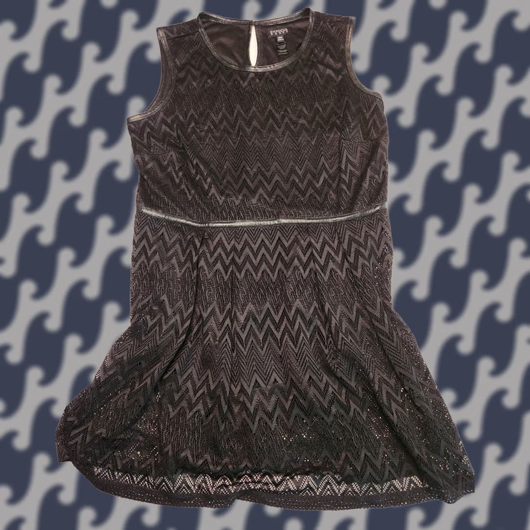Vintage Enfocus Women Black Knit Sleeveless Dress 20W Chevron Pattern Knee Length Zip Lined Plus Size Polyester Spandex Lace Hosiery-Ready Womens Dress Size 3XL / US 20-22 - 1 Thumbnail