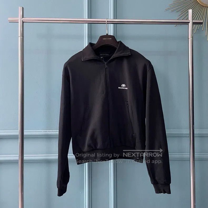 Balenciaga Balenciaga Lock embroidered black and white拼接 sports jacke Size US S / EU 44-46 / 1 - 1 Thumbnail