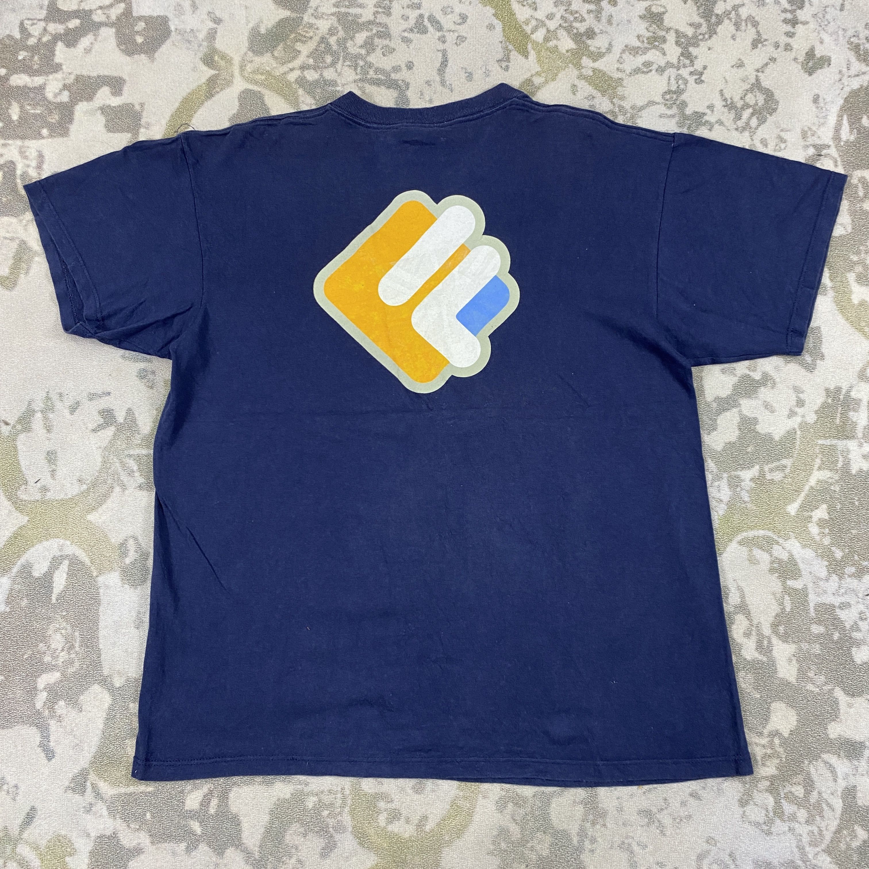Fila Vintage Fila Big Logo Large T-shirt -D062 Size US L / EU 52-54 / 3 - 2 Thumbnail