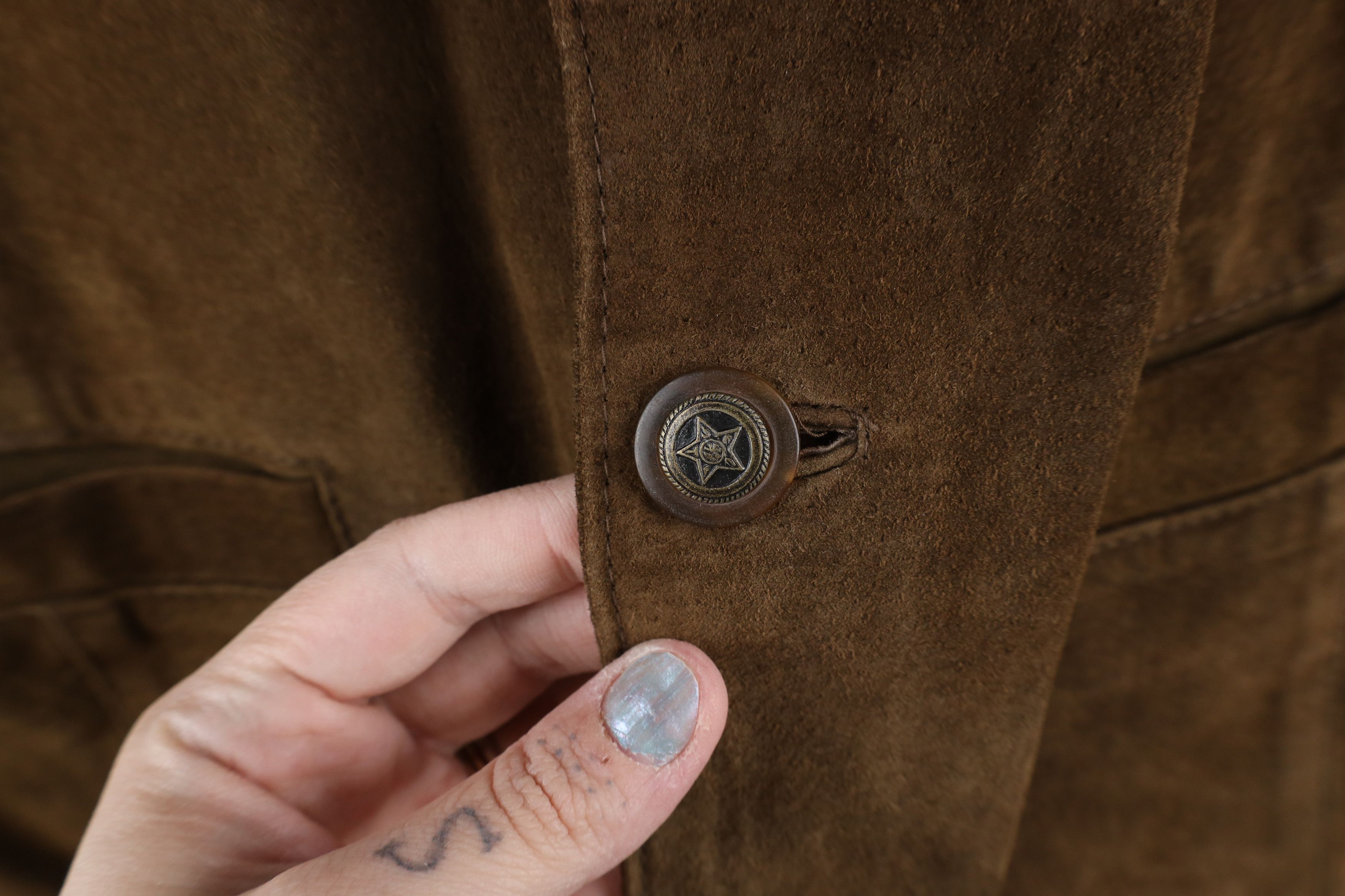 Vintage Vintage 90s Streetwear Leather Buckle Back Vest Jacket Brown Size US L / EU 52-54 / 3 - 6 Thumbnail