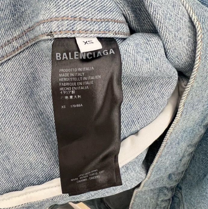 Balenciaga Balenciaga arrow slogan logo denim jacket2412-Nextarrow Size US XS / EU 42 / 0 - 4 Thumbnail