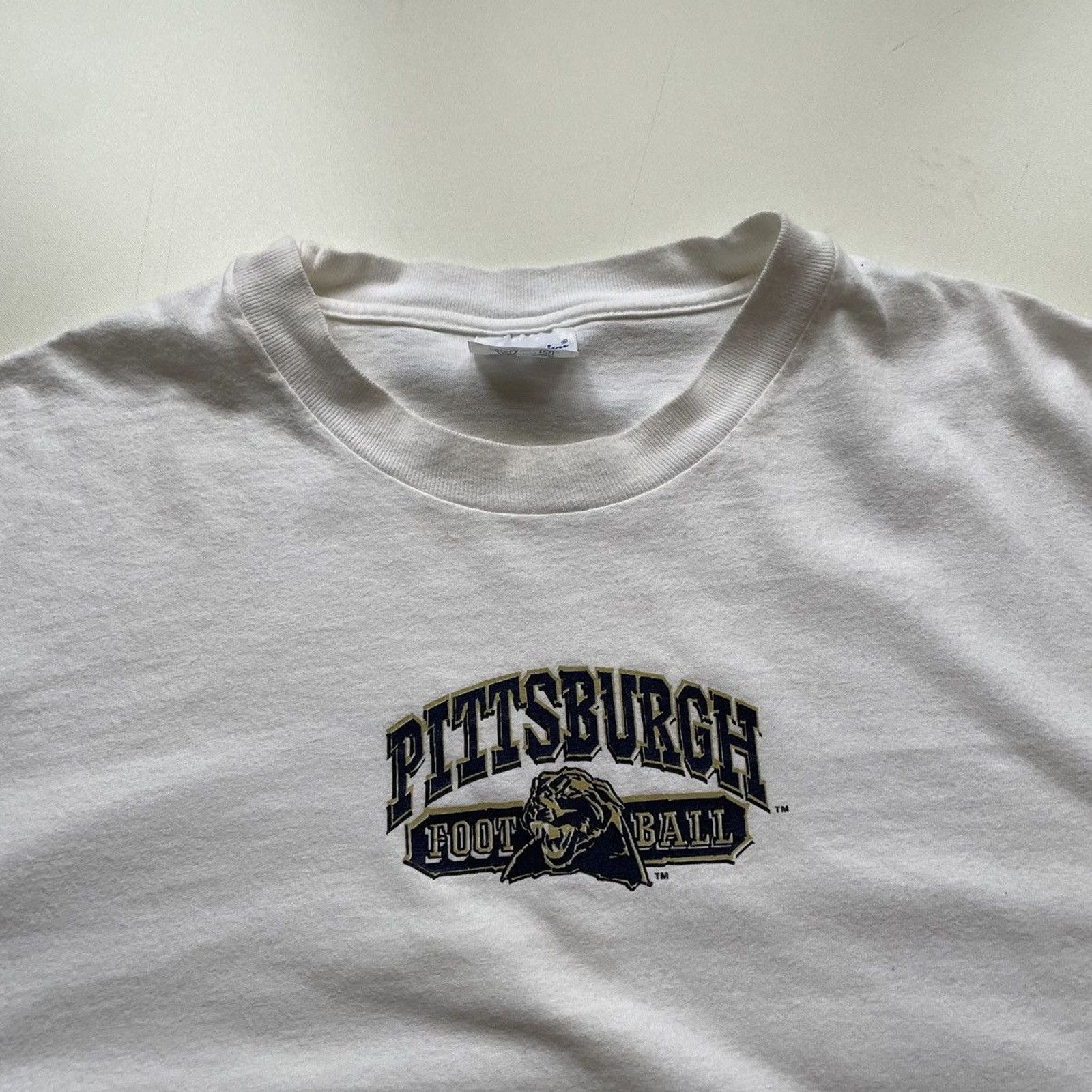 Champion Vintage Y2K Pittsburgh Panthers NCAA T Shirt XL Made In USA Size US XL / EU 56 / 4 - 2 Thumbnail