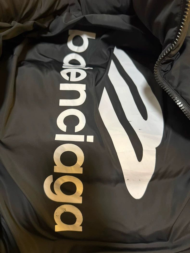 Balenciaga Balenciaga Dual-Sided Wearable Puffer Jacket Size US S / EU 44-46 / 1 - 6 Thumbnail