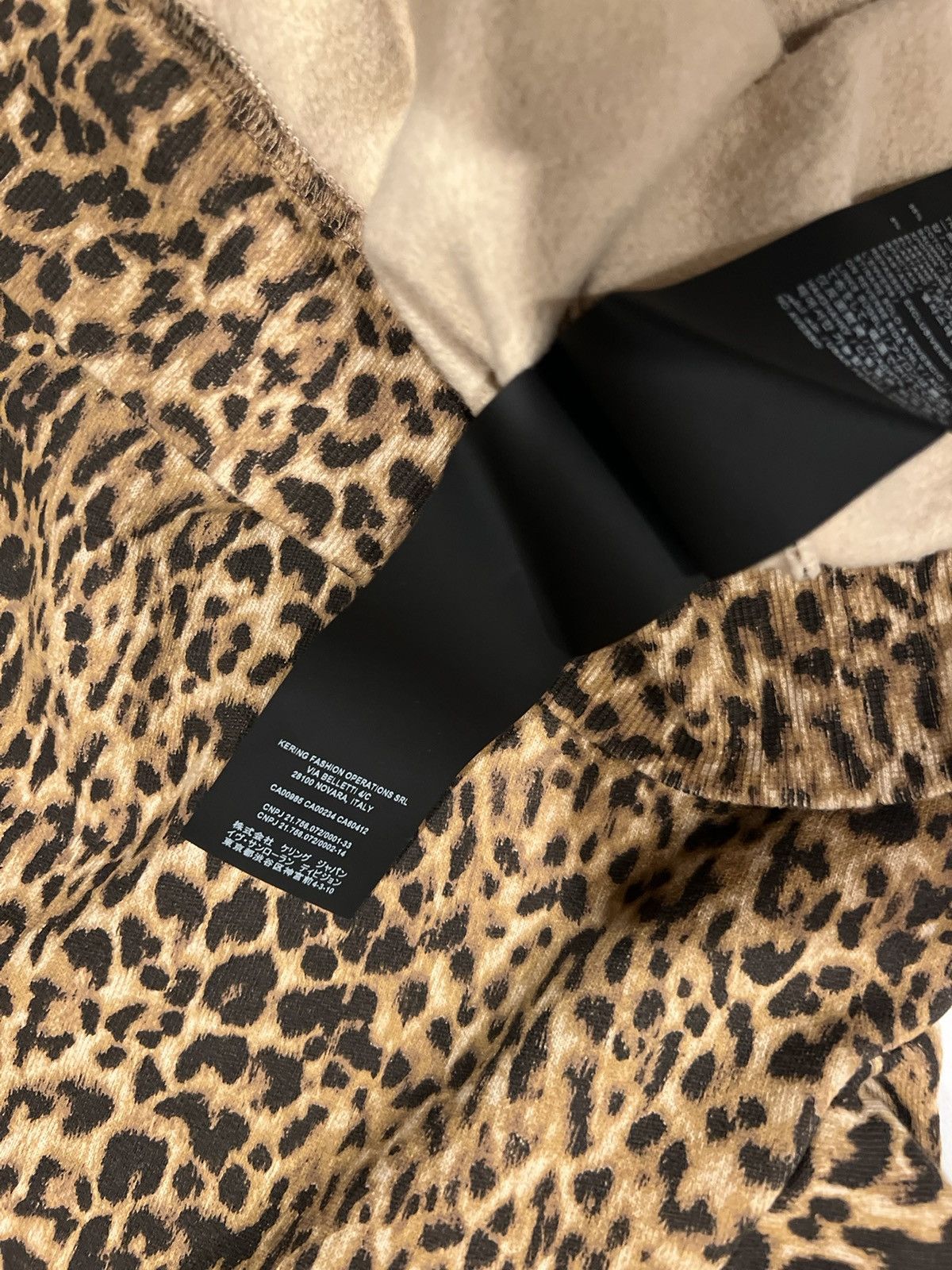Saint Laurent Paris Saint Laurent men’s leopard print hoodie. XS. $1090 Size US XS / EU 42 / 0 - 12 Thumbnail