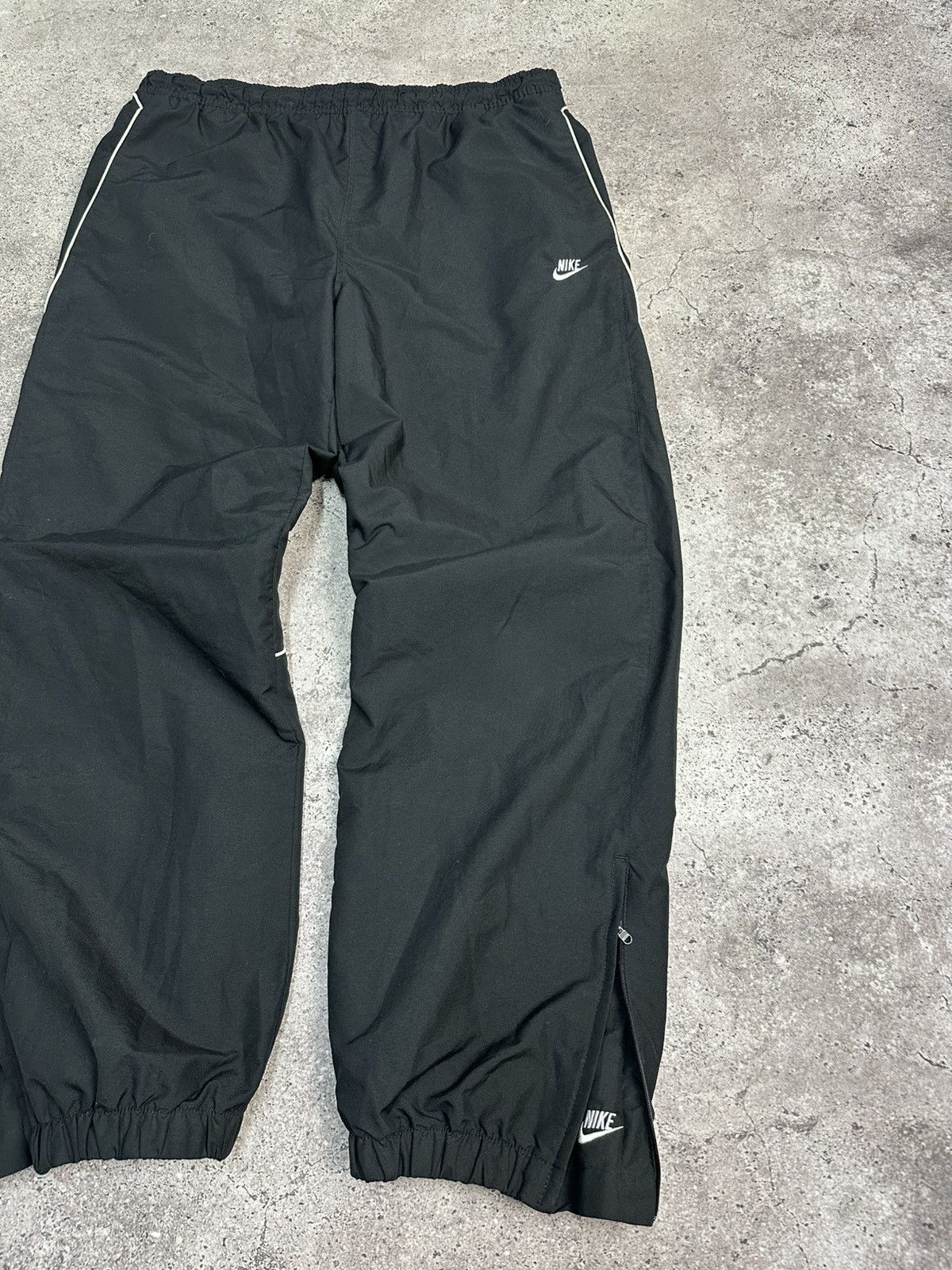 Nike × Vintage Vintage Nike Nylon Drill Pants Embroidered Logo Y2K Archival Size US 36 / EU 52 - 3 Thumbnail