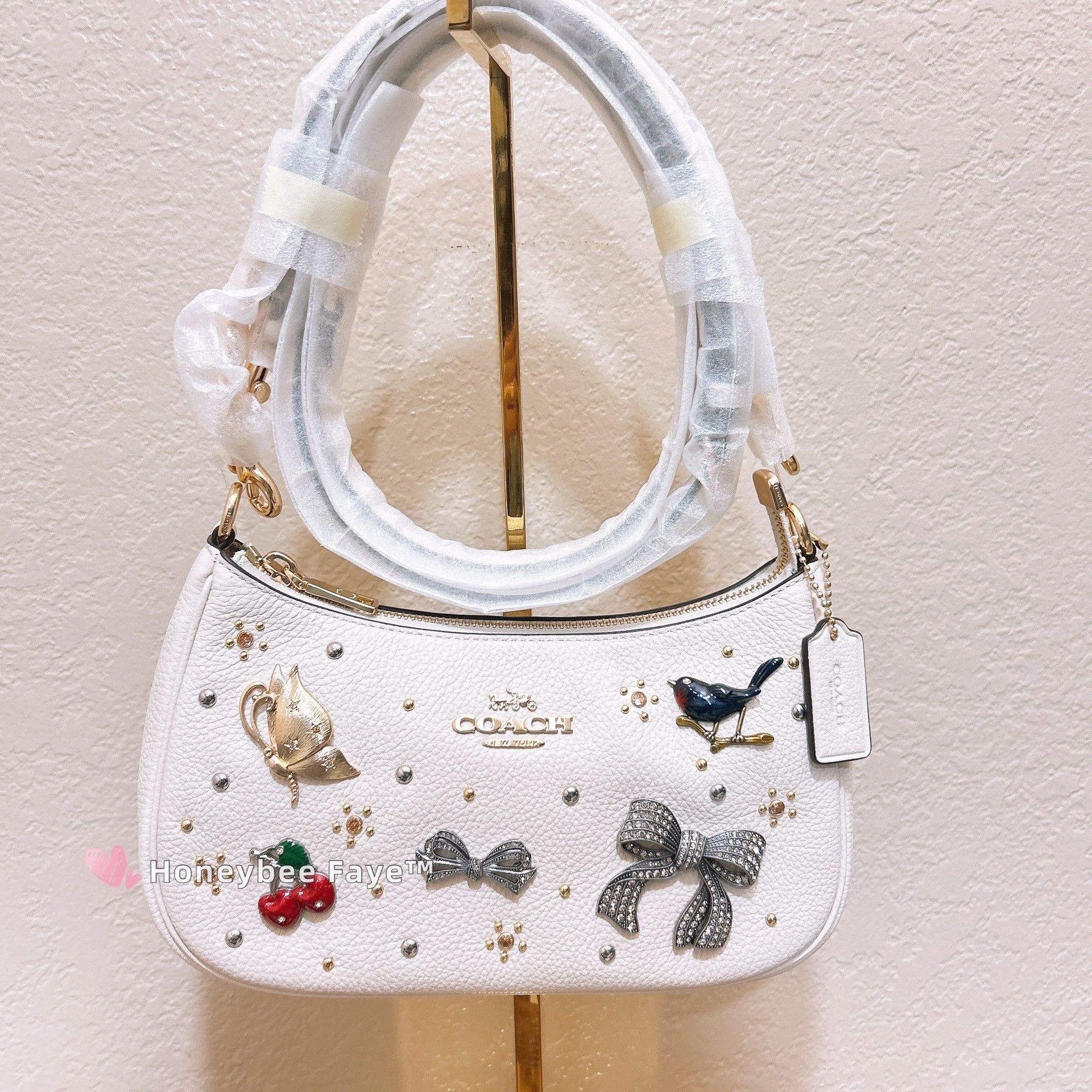 Coach NWT Coach Teri Shoulder Bag With Pins CCE87 Size ONE SIZE - 1 Thumbnail