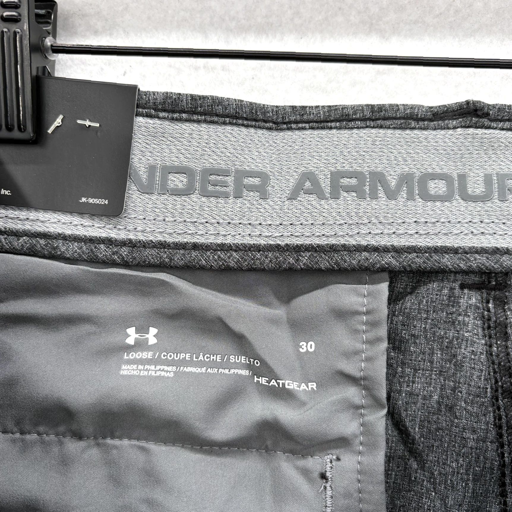Under Armour Under Armour Shorts Mens 30 Gray HeatGear Golf Chino Lightweight Performance NWT Size US 30 / EU 46 - 4 Thumbnail