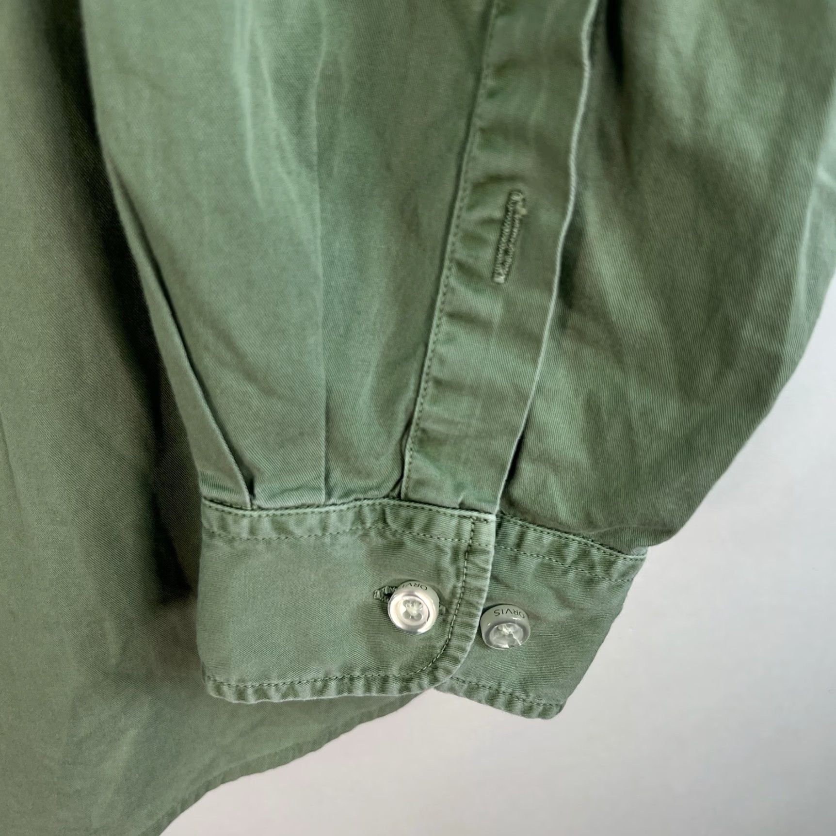 Orvis VINTAGE Orvis Button-Down Shirt Men’s L Green Long Sleeve Shirt Adult Large Green Solid 50 Chest Outdoor Classic Mens Size US L / EU 52-54 / 3 - 3 Thumbnail
