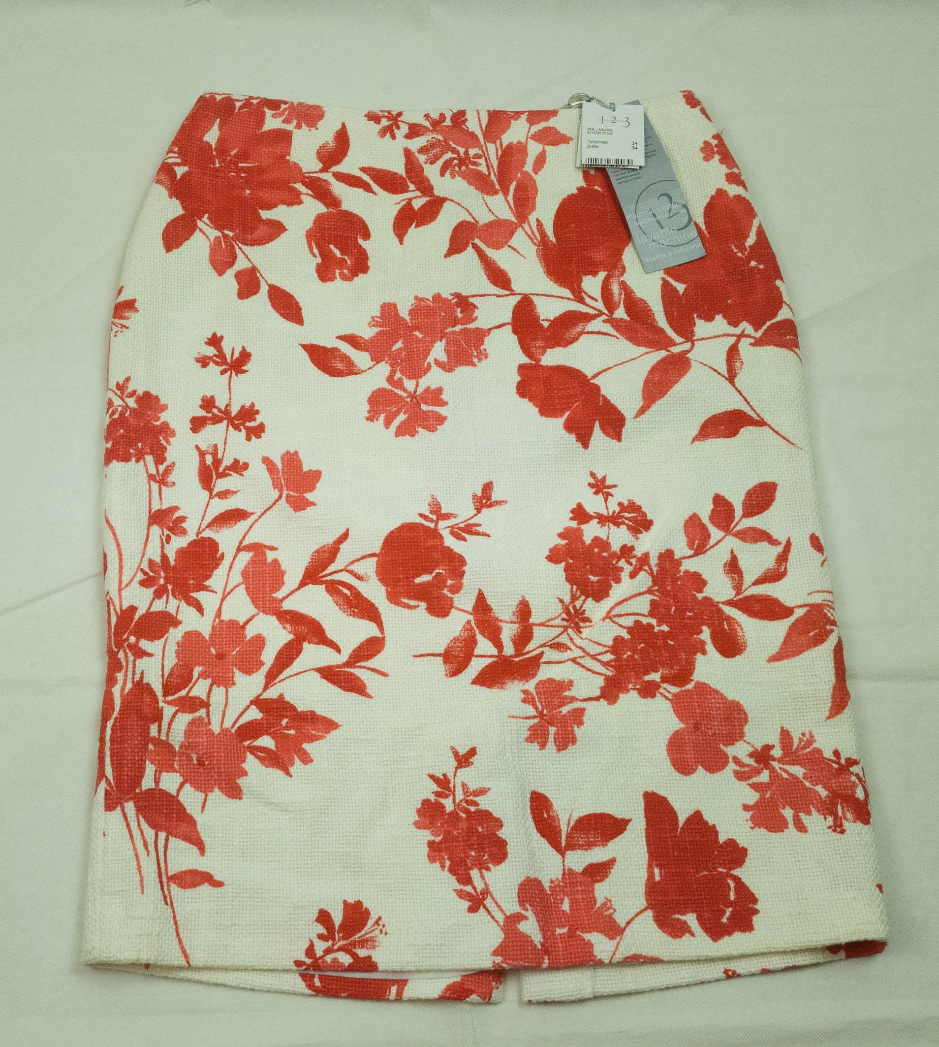 Other 1.2.3. brand womens skirt size 34 ( S-M) new Size 25" / US 0 / IT 36 - 1 Thumbnail