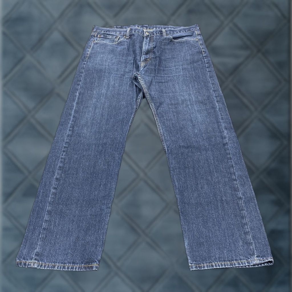 Levi's VINTAGE Levi's 505 Jeans Mens 40x32 Blue Regular Fit Straight Leg Denim Medium Wash Size US 40 / EU 56 - 1 Thumbnail