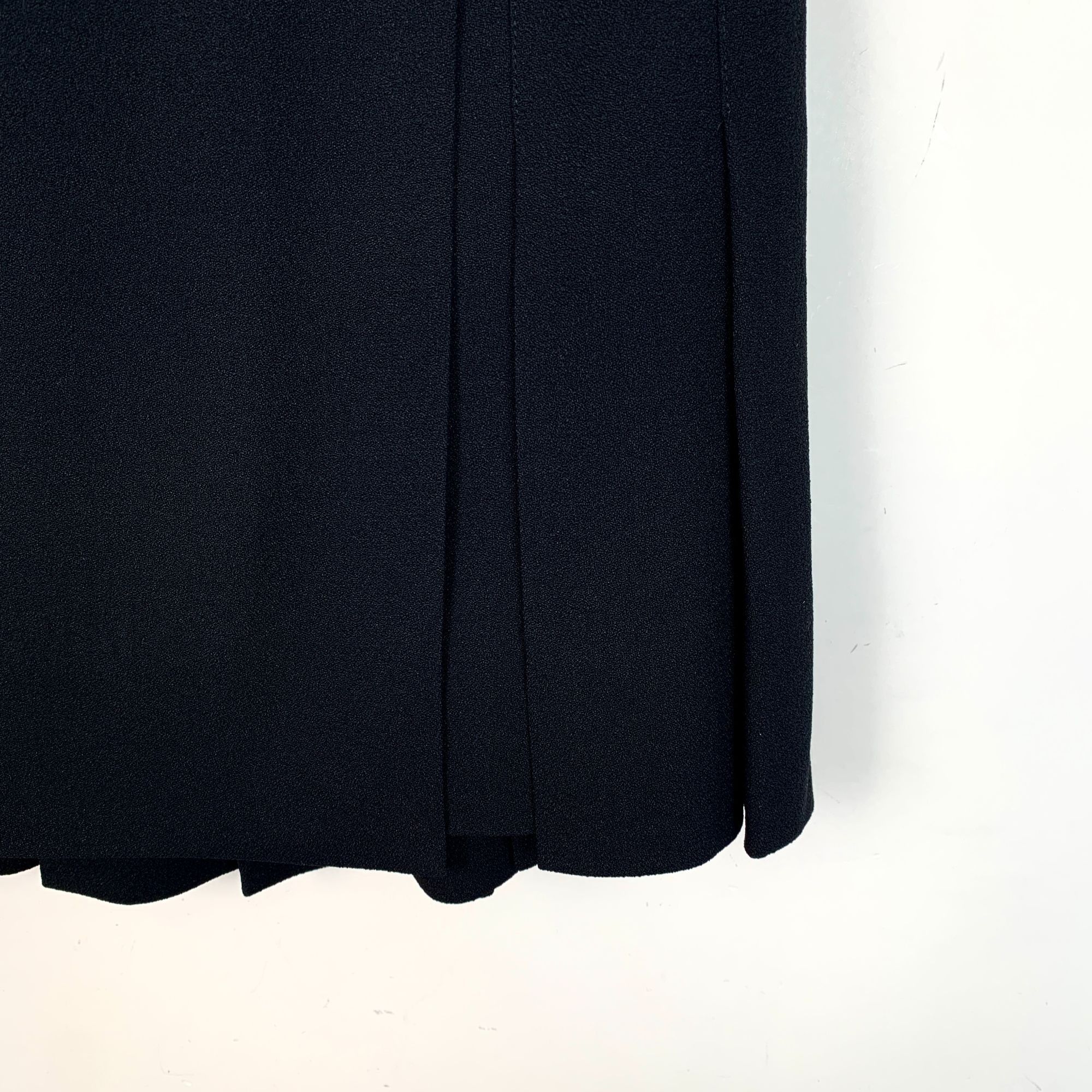 Christian Dior Monsieur Christian Dior Black Side Button Pleated Casual Skirt Size 3 Size 34" / US 12 / IT 48 - 5 Thumbnail
