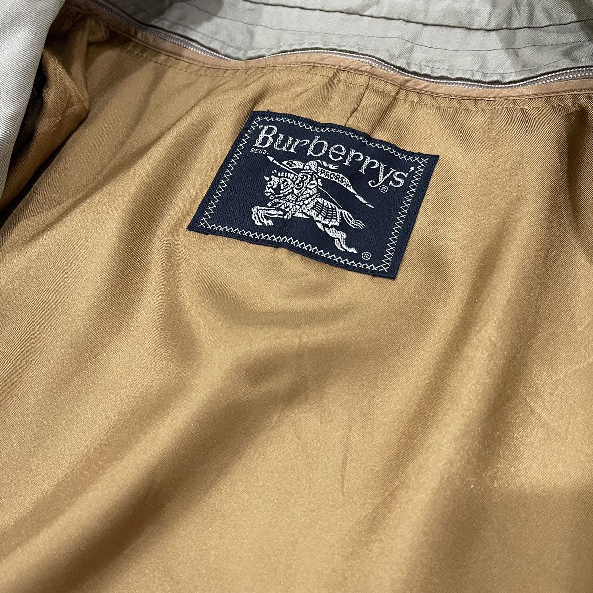 Burberry × Vintage Vintage 90s Burberrys Nova Check Overcoat Size US M / EU 48-50 / 2 - 11 Thumbnail
