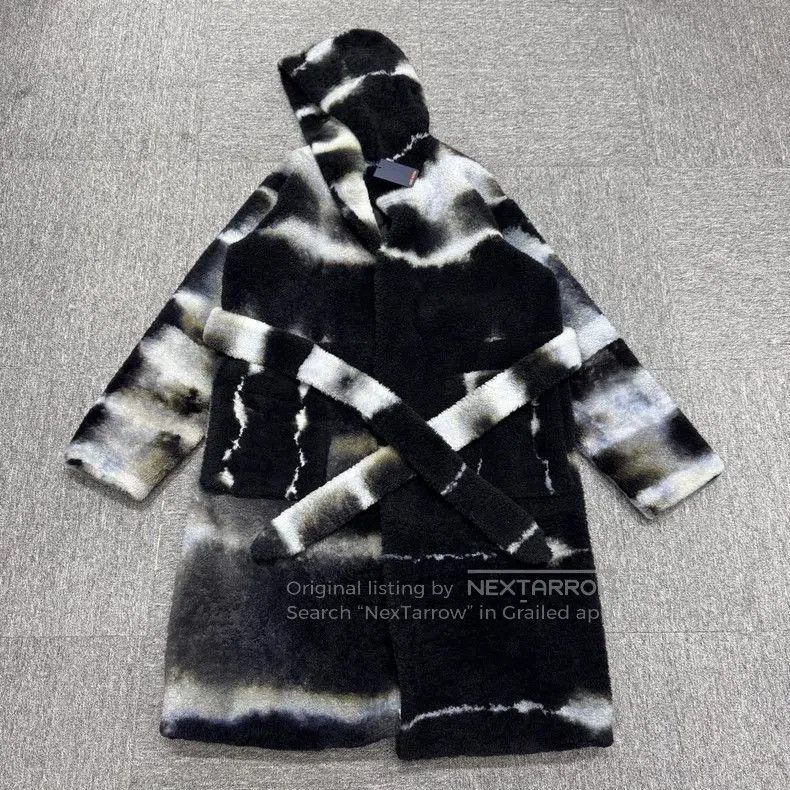 Louis Vuitton Louis Vuitton Tie. Size US XL / EU 56 / 4 - 1 Thumbnail