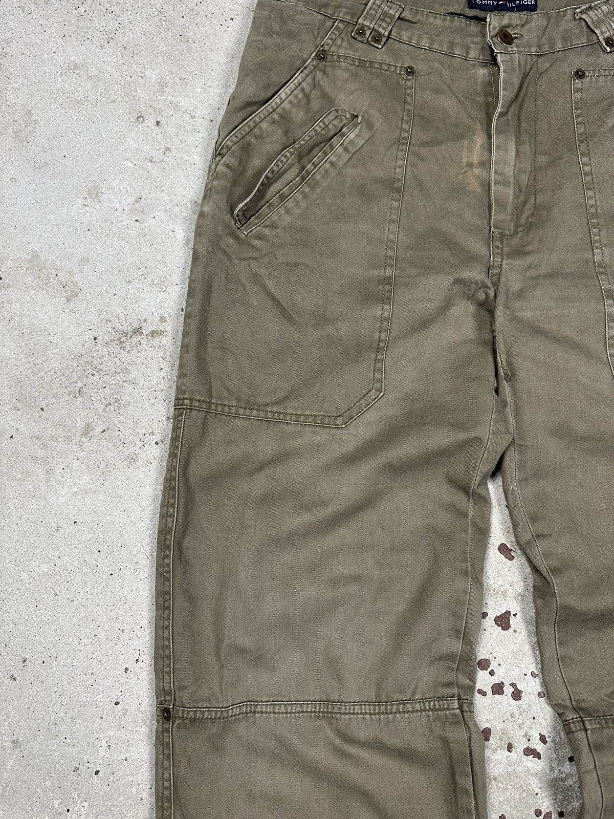 Tommy Hilfiger × Vintage Vintage Y2K Tommy Hilfiger Baggy Distressed Brown Pants Size US 31 - 5 Thumbnail