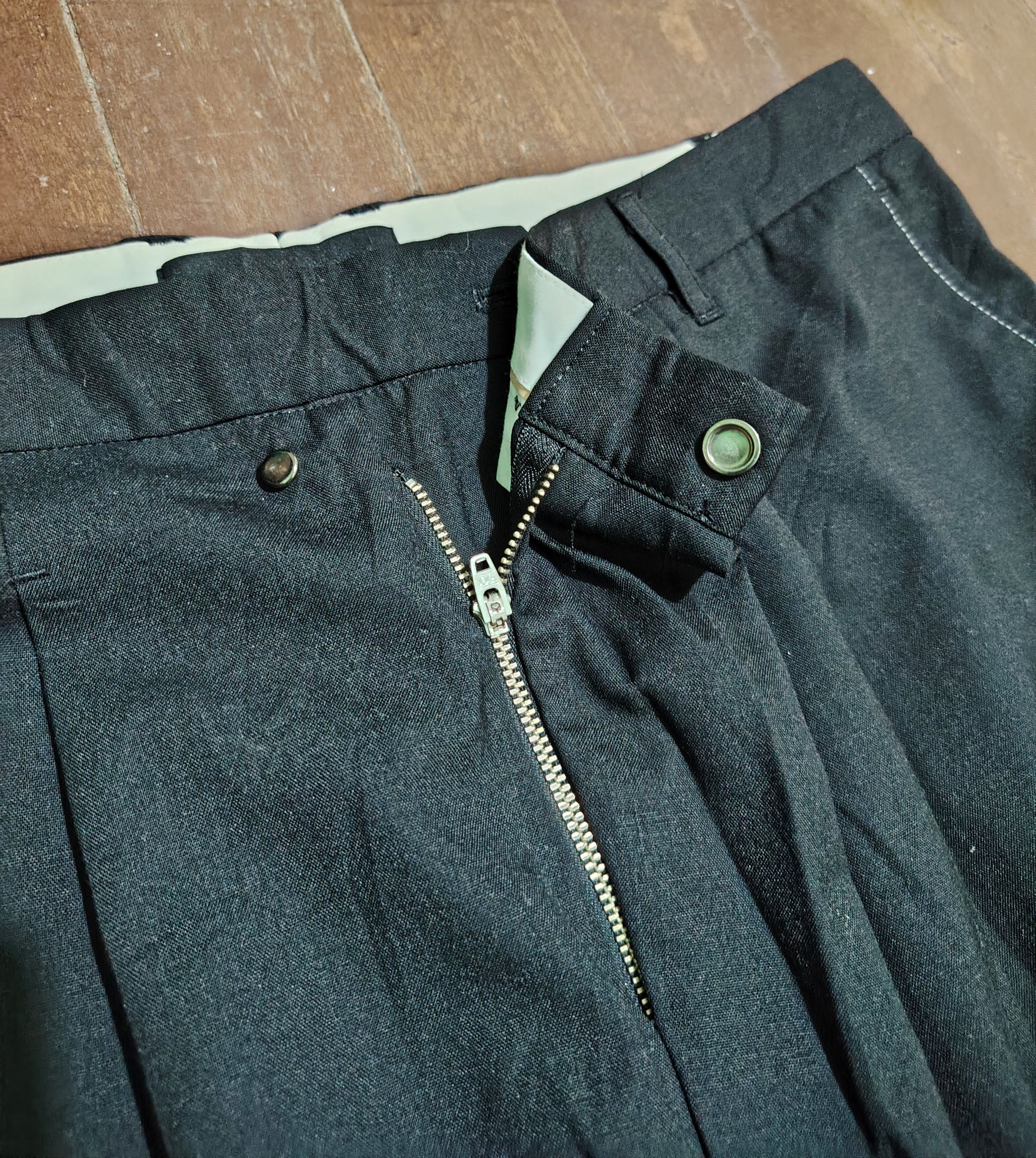 Andersson Bell ANDERSON BELL - Cargo Pocket Wide Legged Wool Shorts Size US 36 / EU 52 - 4 Thumbnail