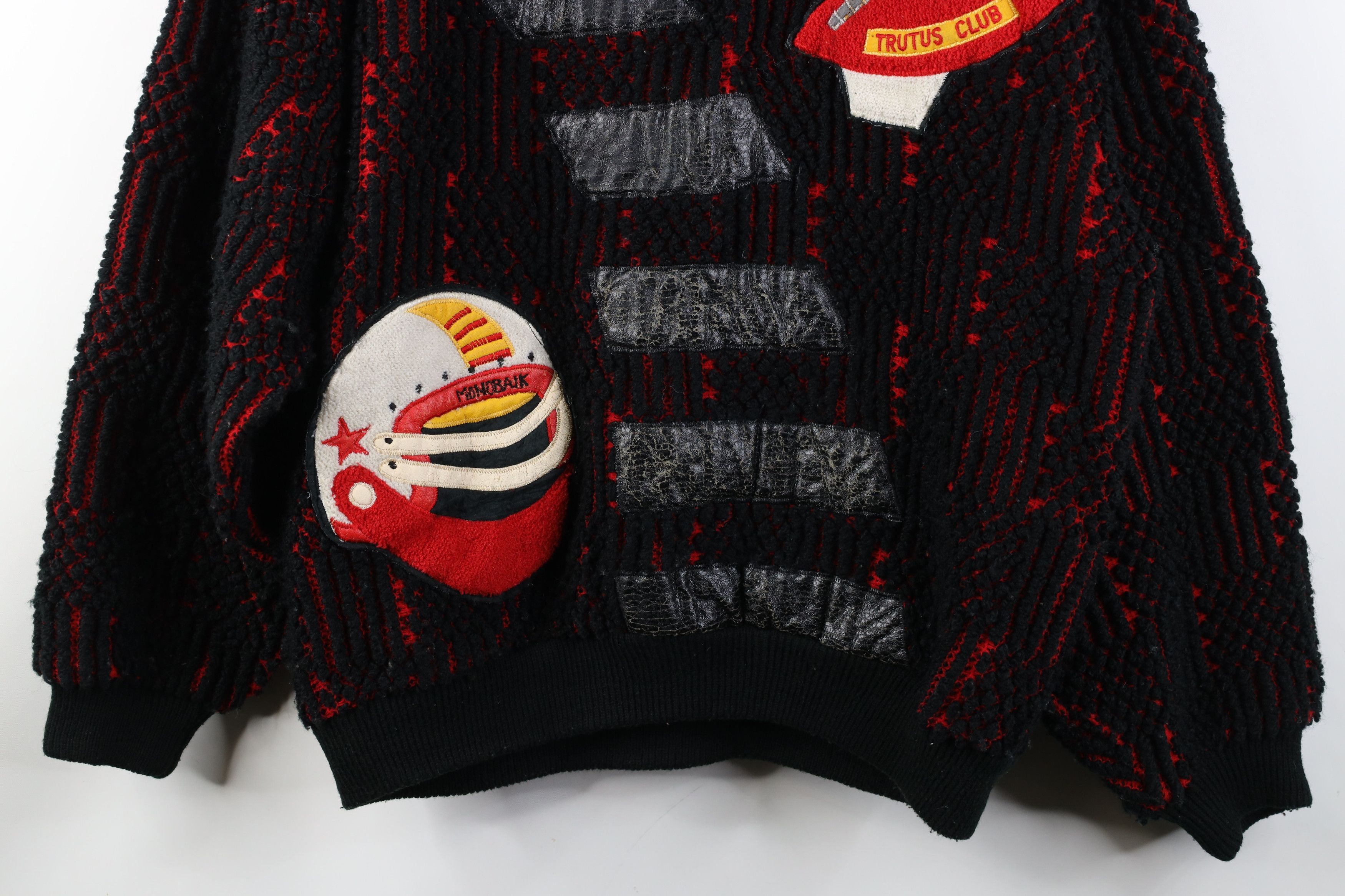 Vintage Vintage 90s Streetwear Trim Chunky Knit Football Sweater Size US M / EU 48-50 / 2 - 3 Thumbnail