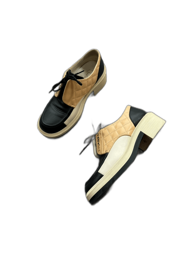 Chanel Chanel Metal Logo Oxford Shoes -2505 Size US 7.5 / EU 40-41 - 1 Thumbnail