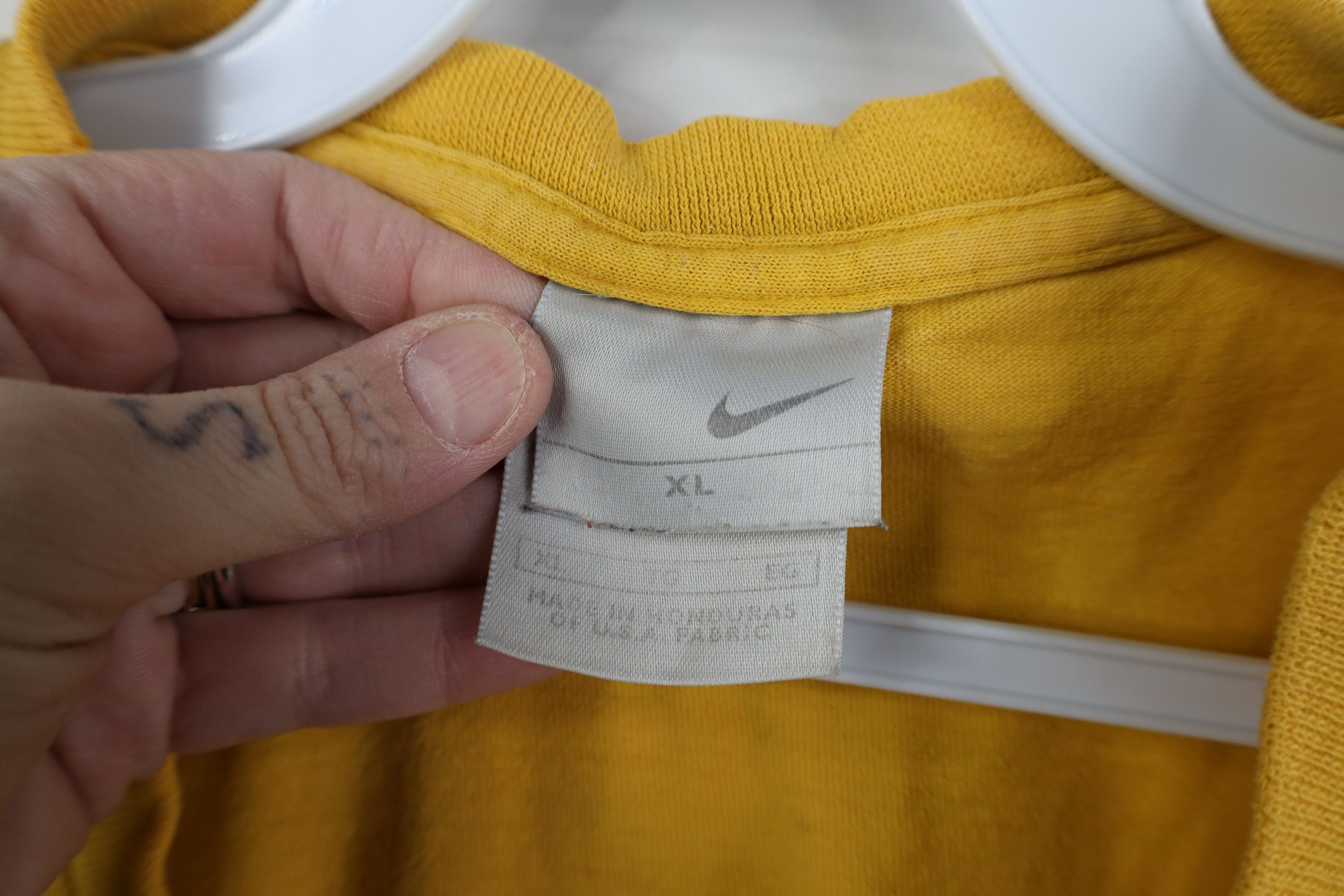 Nike Vintage Y2K Nike Scott Spell Out Big Swoosh Logo T-Shirt Size US XL / EU 56 / 4 - 10 Thumbnail