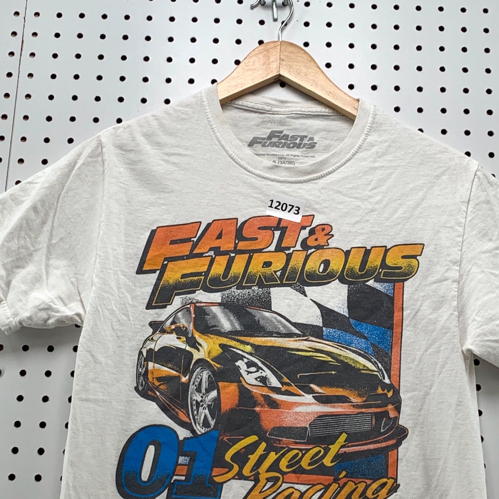 Vintage VINTAGE Fast & Furious T-Shirt Small Street Racing One Quarter Mile At A Time Graphic White Cotton Mens Size US S / EU 44-46 / 1 - 2 Thumbnail