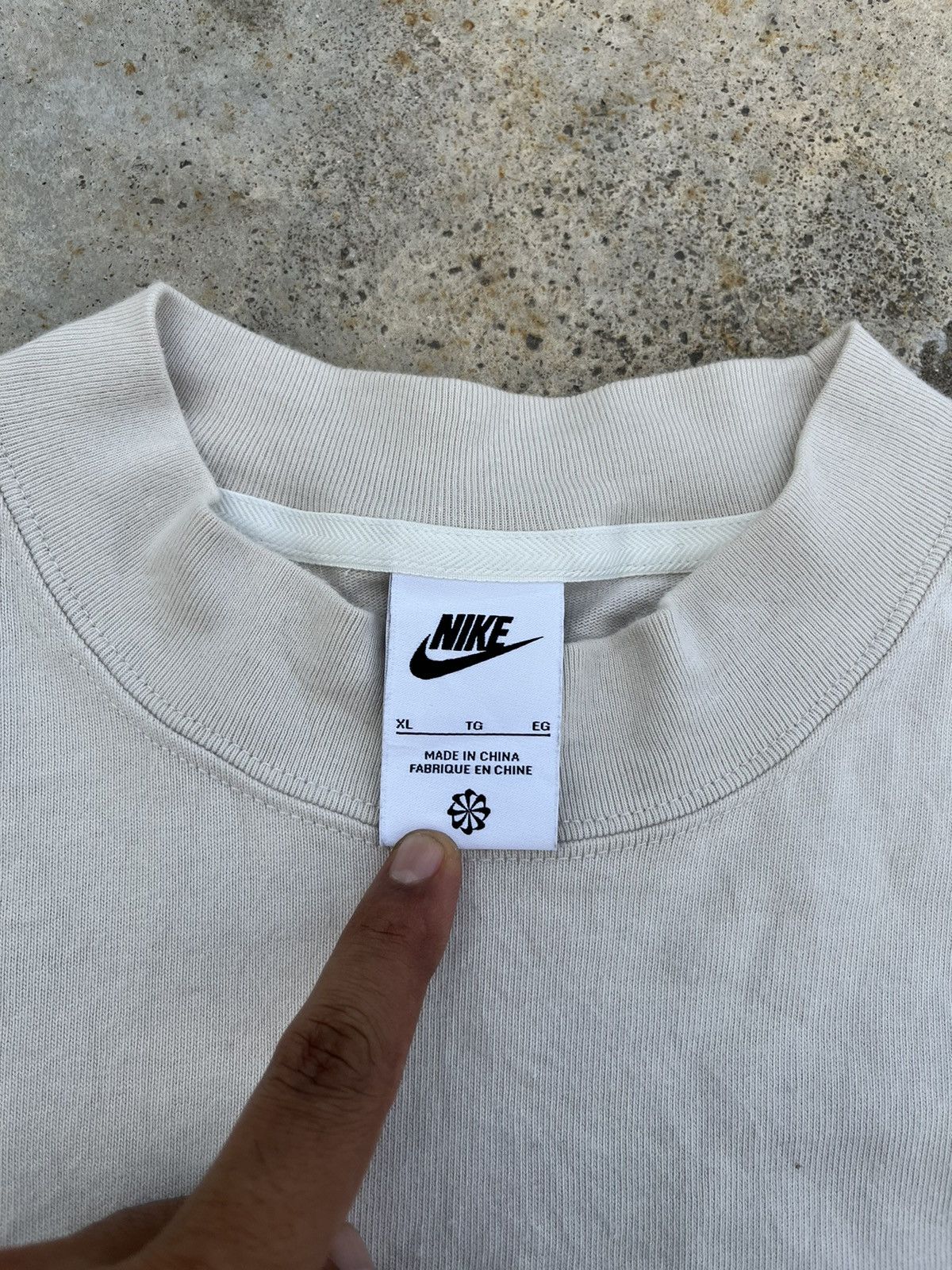 Grailed × Nike ⚡️GRAILS⚡️Nike central logo side zipper long sleeve Size US XL / EU 56 / 4 - 4 Thumbnail