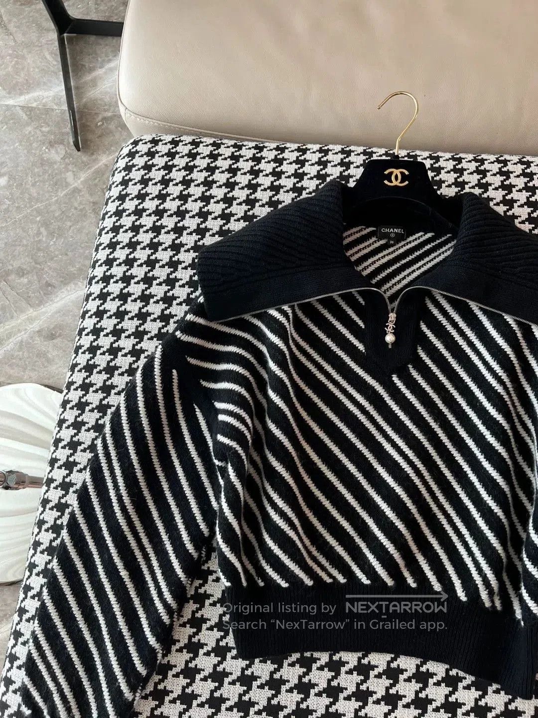 Chanel Chanel Black Striped Cashmere Sweater. Size US S / EU 44-46 / 1 - 5 Thumbnail