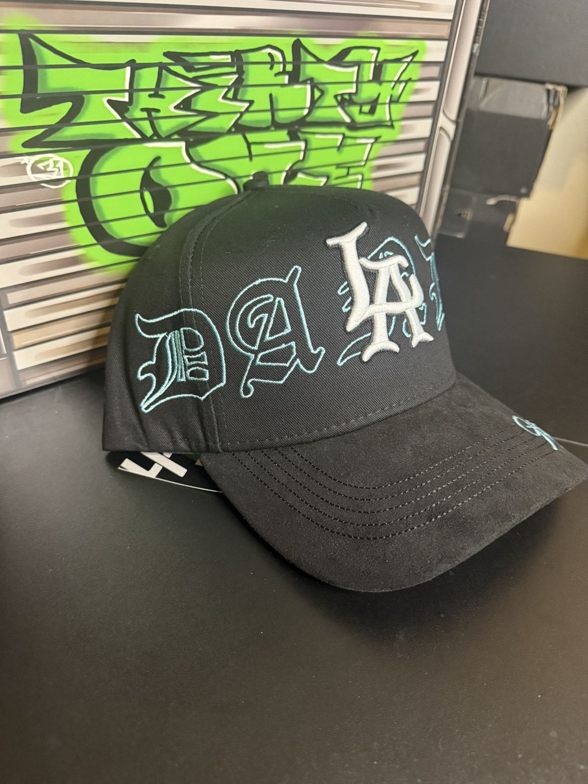 Other Dandy Hats 9th Anniversary LA Size ONE SIZE - 3 Thumbnail