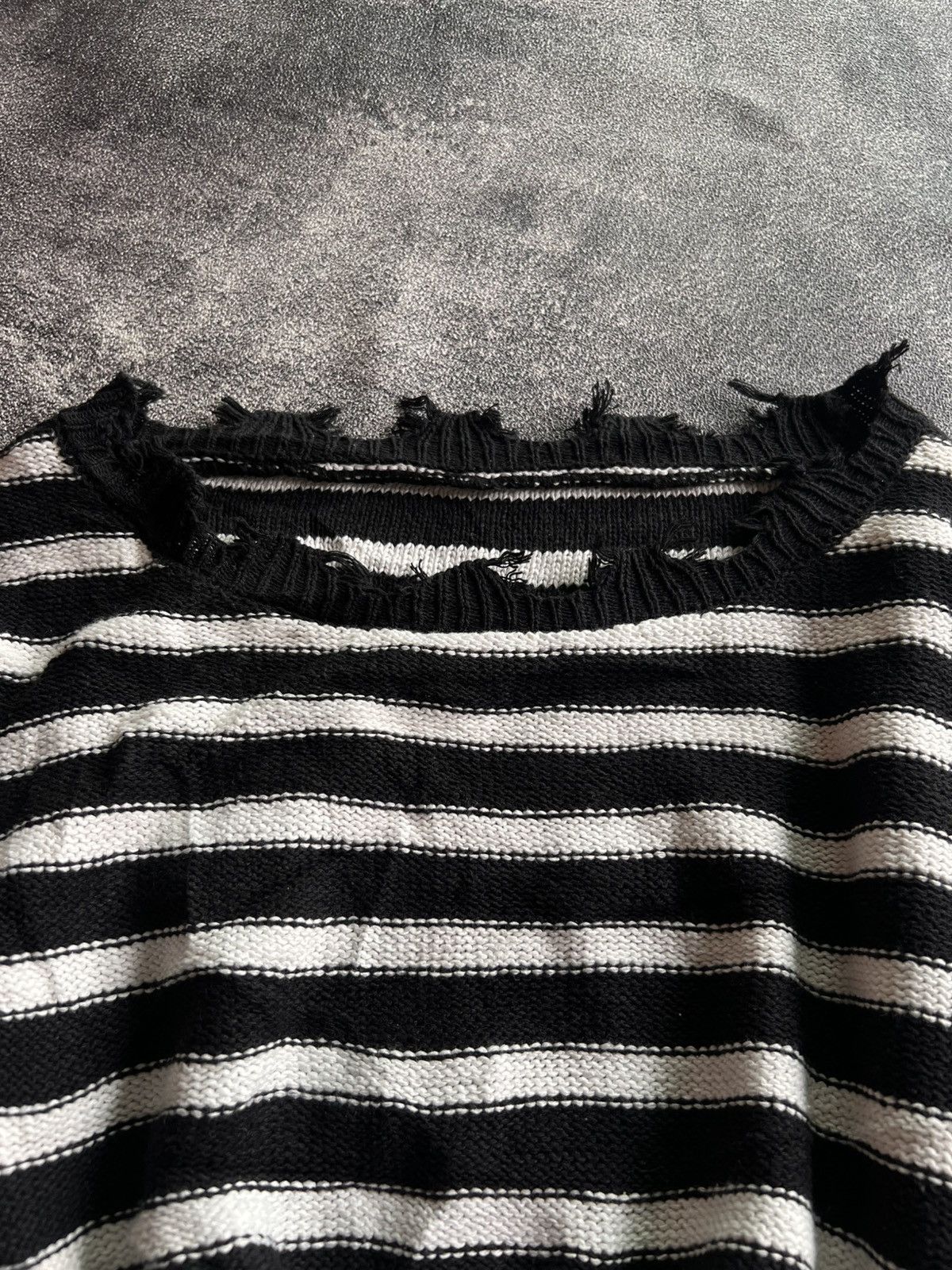 Japanese Brand Destroyed Stripes Knit Sweater Size US M / EU 48-50 / 2 - 7 Thumbnail