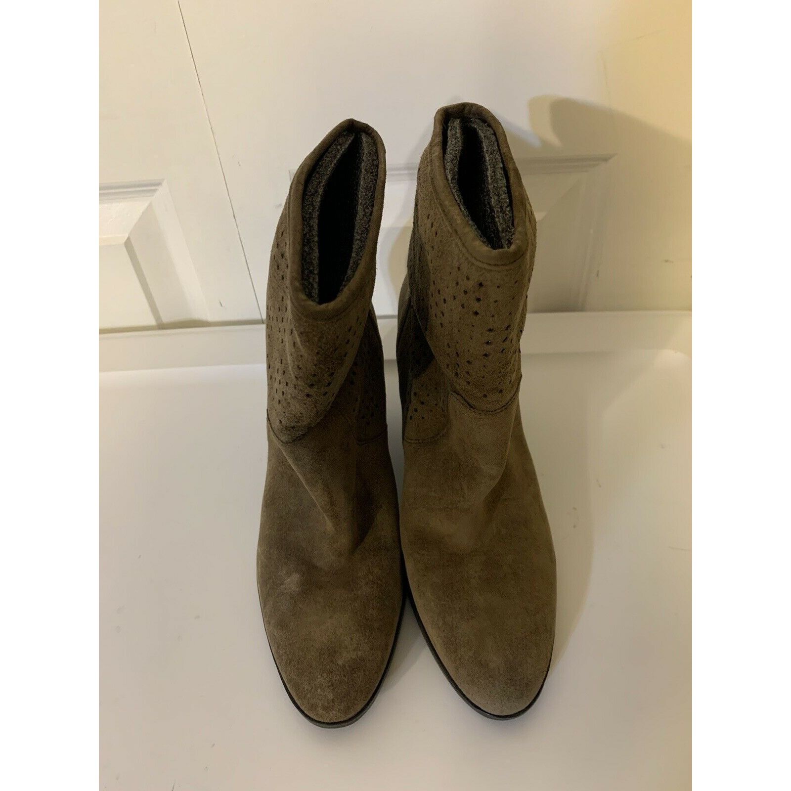 Other ENZO ANGIOLINI Gregory Brown Suede Leather Ankle Bootie Size Size US 7.5 / IT 37.5 - 4 Thumbnail