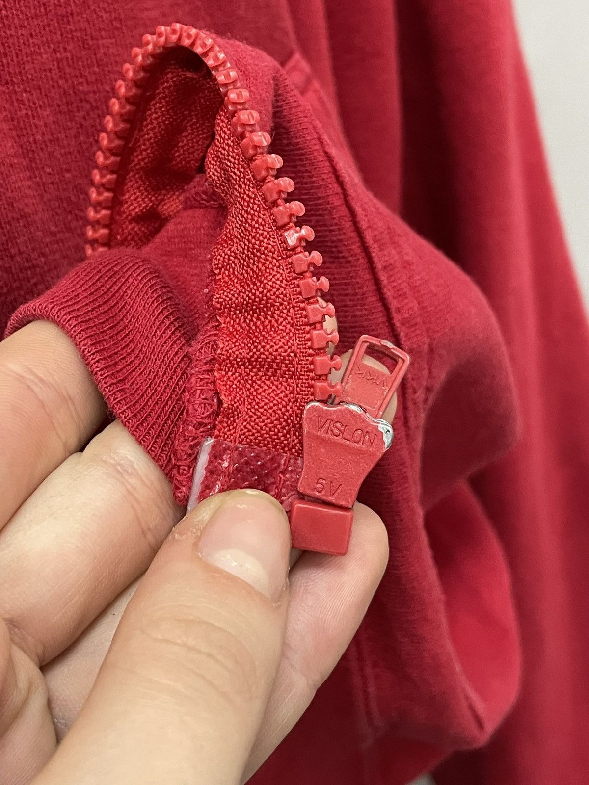 Fubu Fubu Red Zip Up Hoodie Logo Embroidered Size s rap sk8 Size US S / EU 44-46 / 1 - 7 Thumbnail