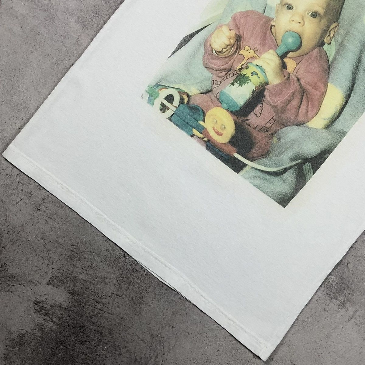 Vintage 90s Baby Creepy Bizarre Infant Graphic Tee Size US M / EU 48-50 / 2 - 5 Thumbnail